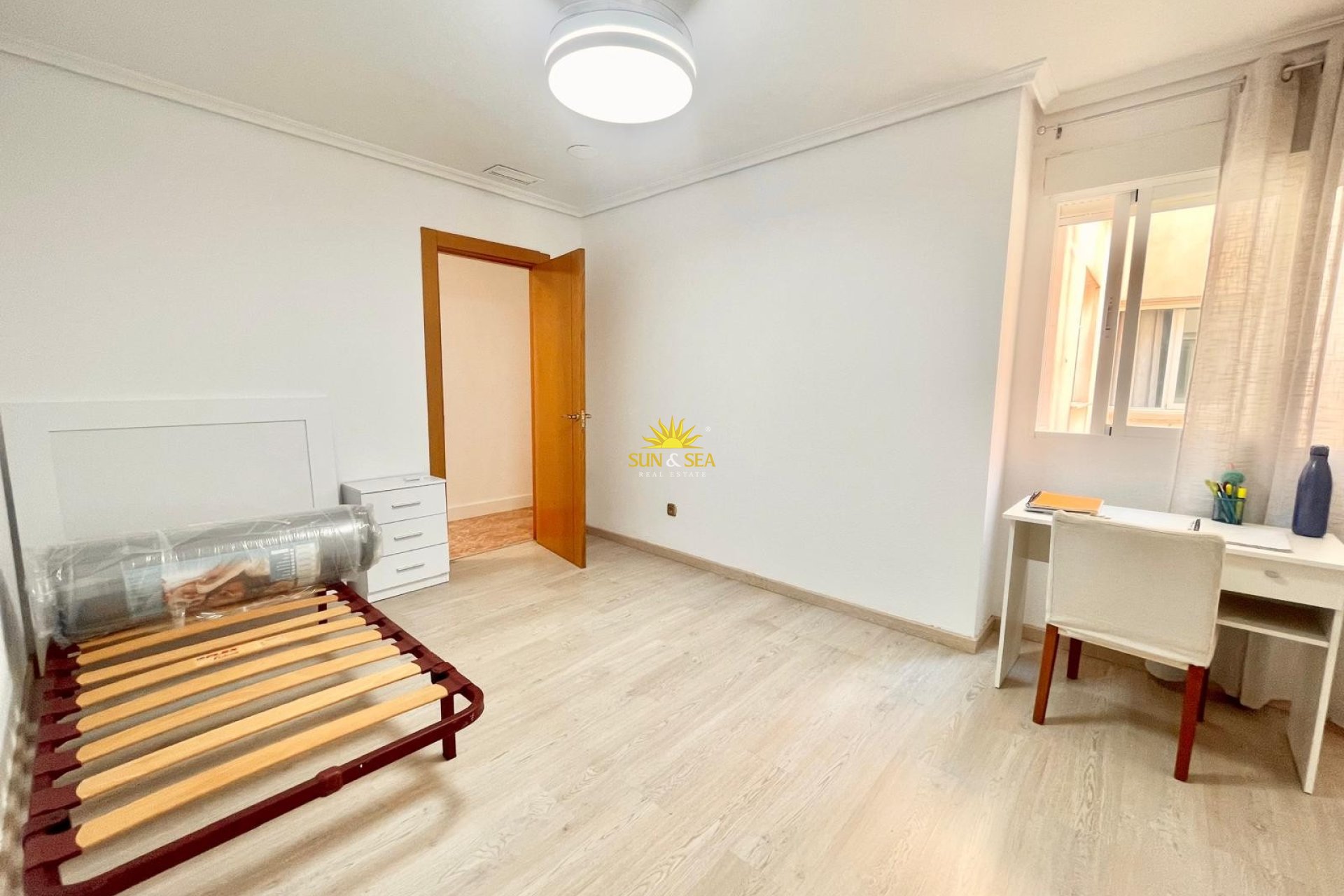 Alquiler a largo plazo - Apartamento - Albatera