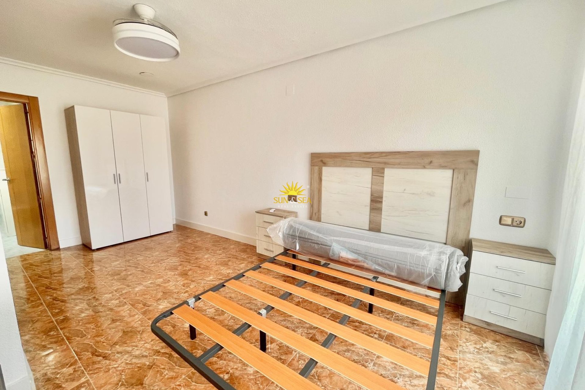 Alquiler a largo plazo - Apartamento - Albatera