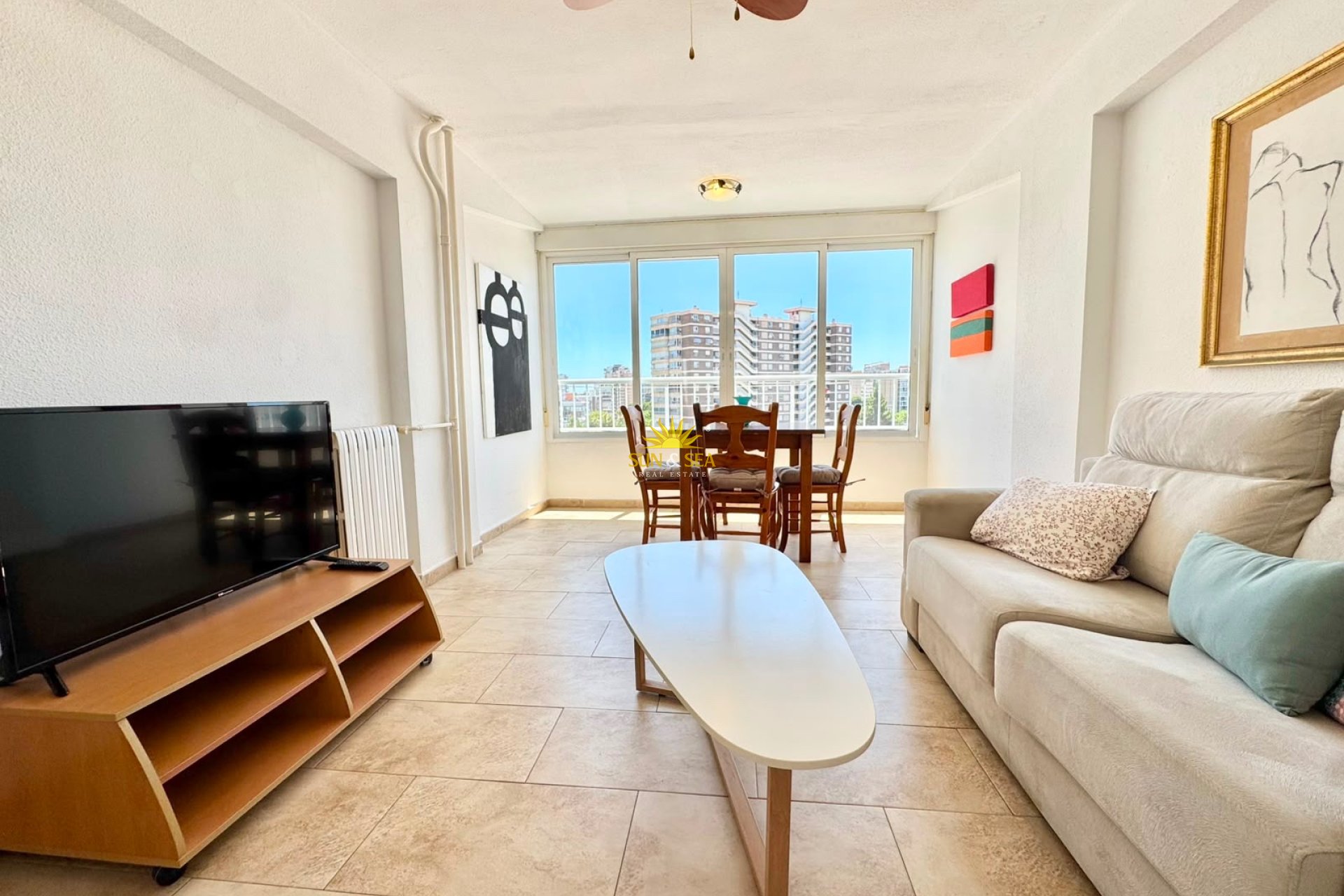Alquiler a largo plazo - Apartamento - Alicante (Alacant)