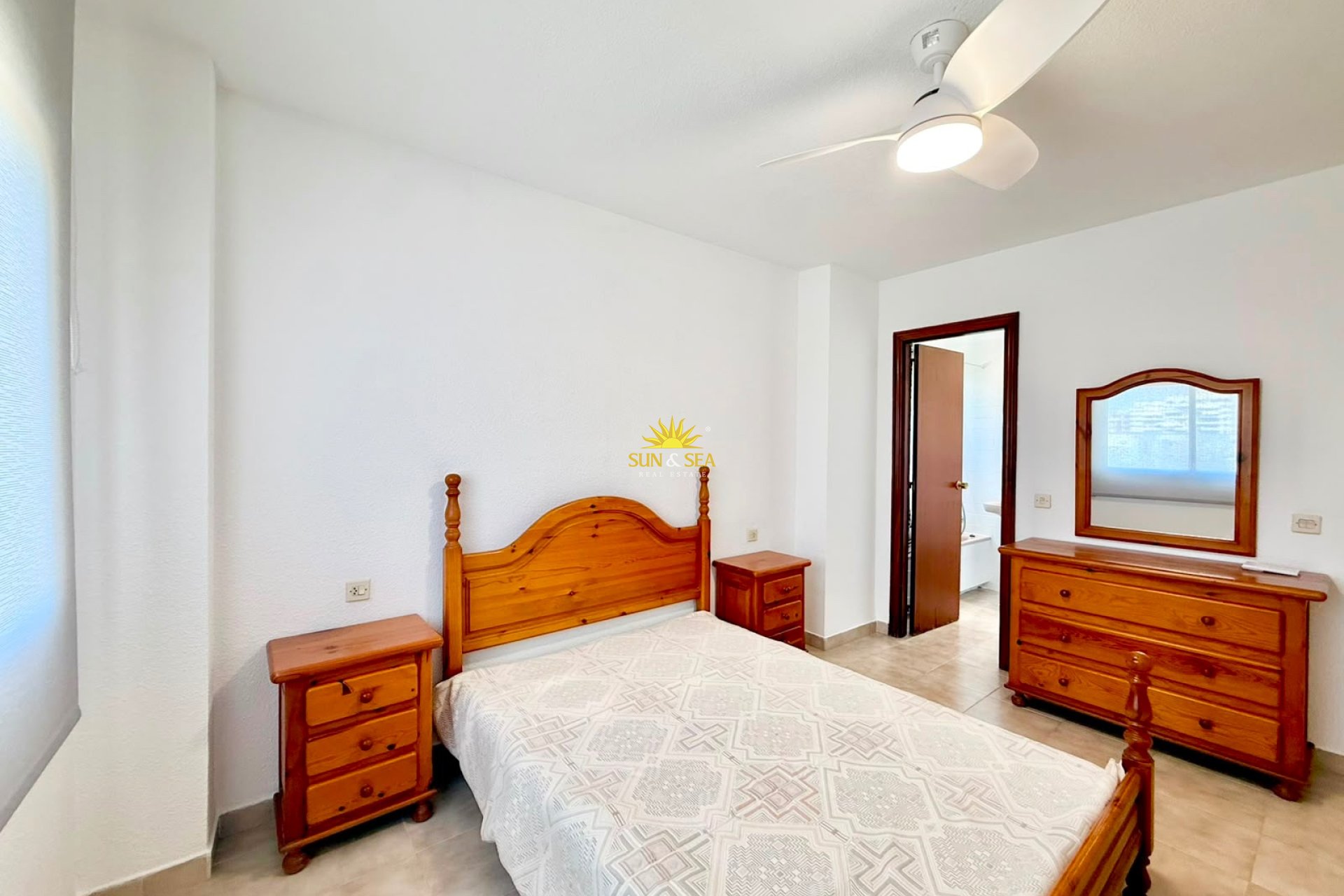 Alquiler a largo plazo - Apartamento - Alicante (Alacant)