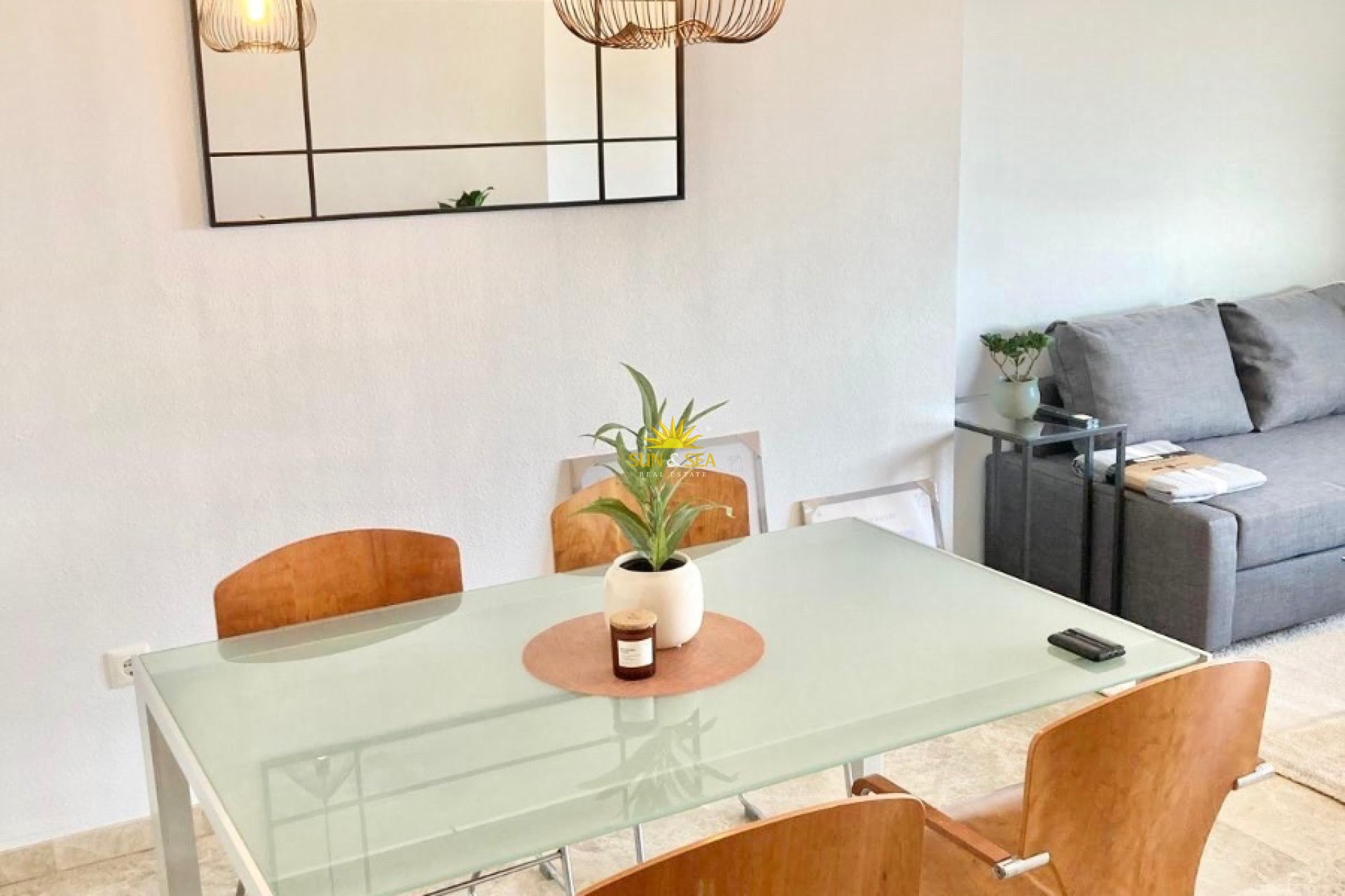 Alquiler a largo plazo - Apartamento - Alicante (Alacant)