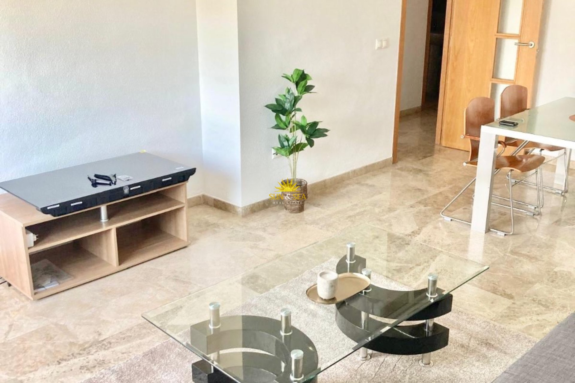 Alquiler a largo plazo - Apartamento - Alicante (Alacant)