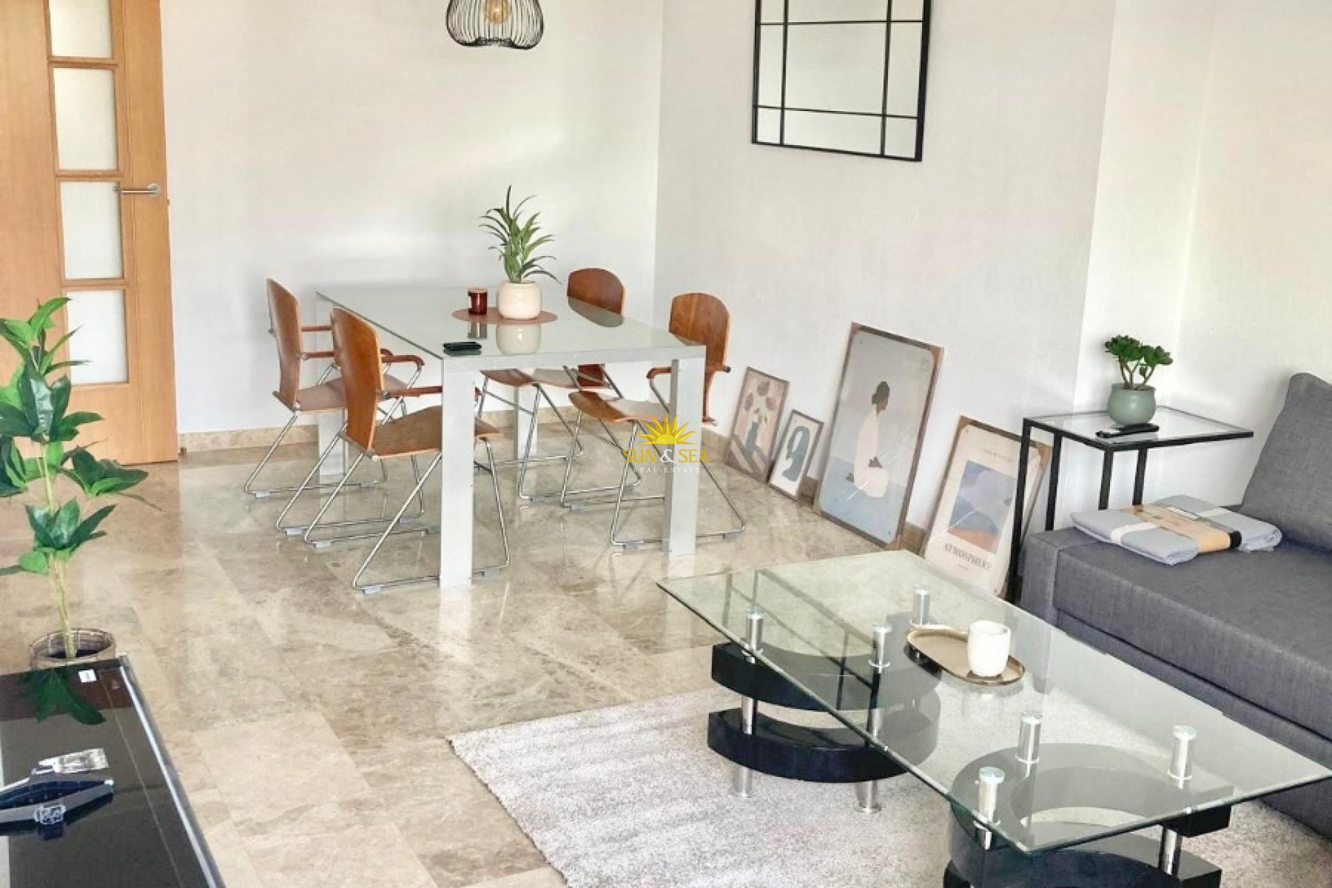 Alquiler a largo plazo - Apartamento - Alicante (Alacant)