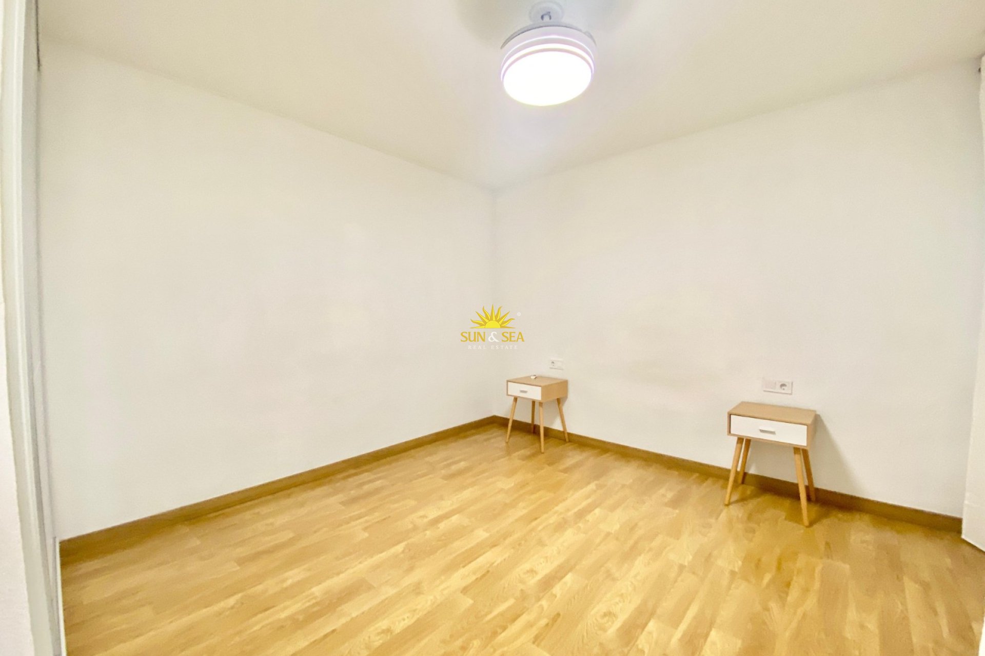 Alquiler a largo plazo - Apartamento - Alicante (Alacant)