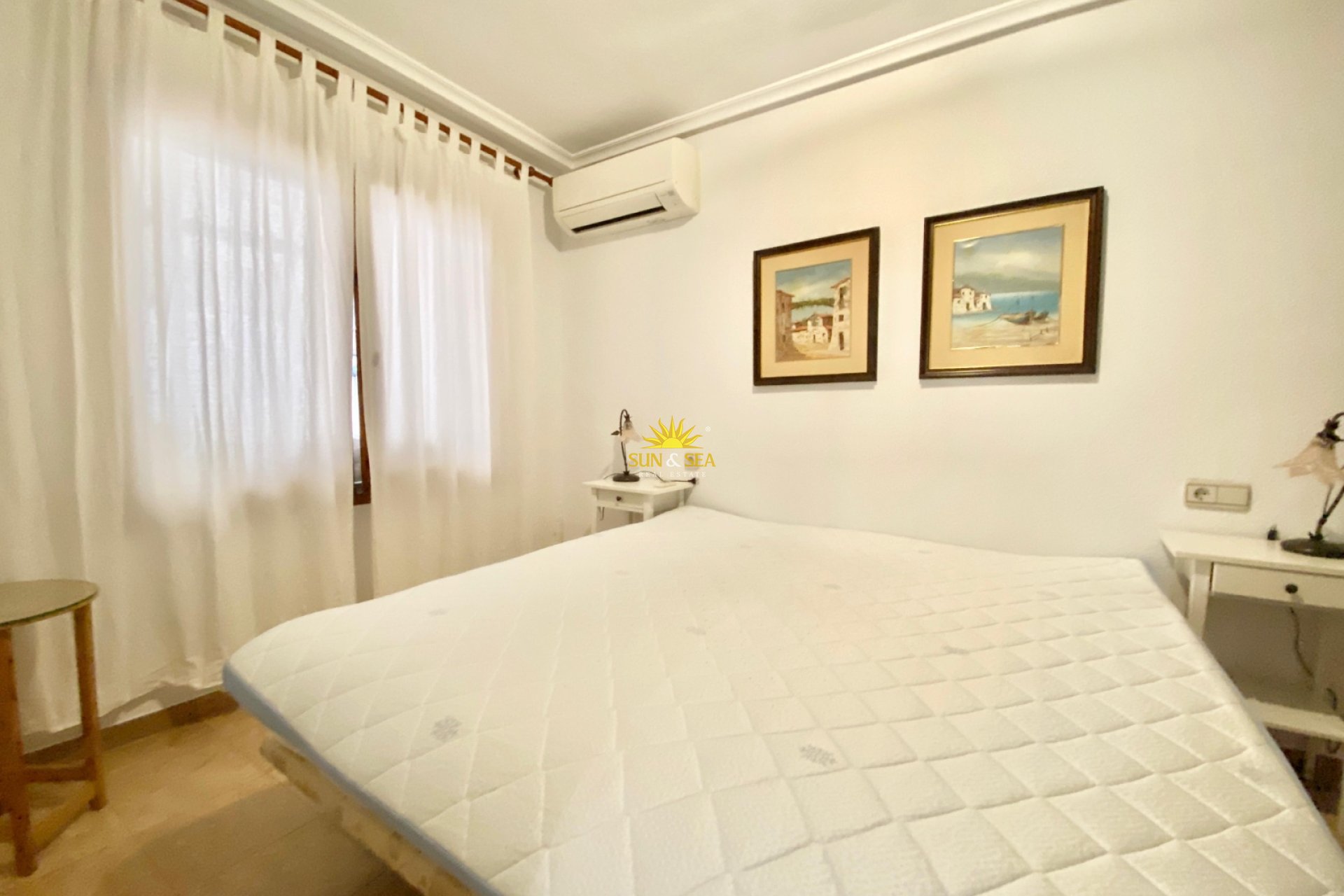 Alquiler a largo plazo - Apartamento - Alicante (Alacant)