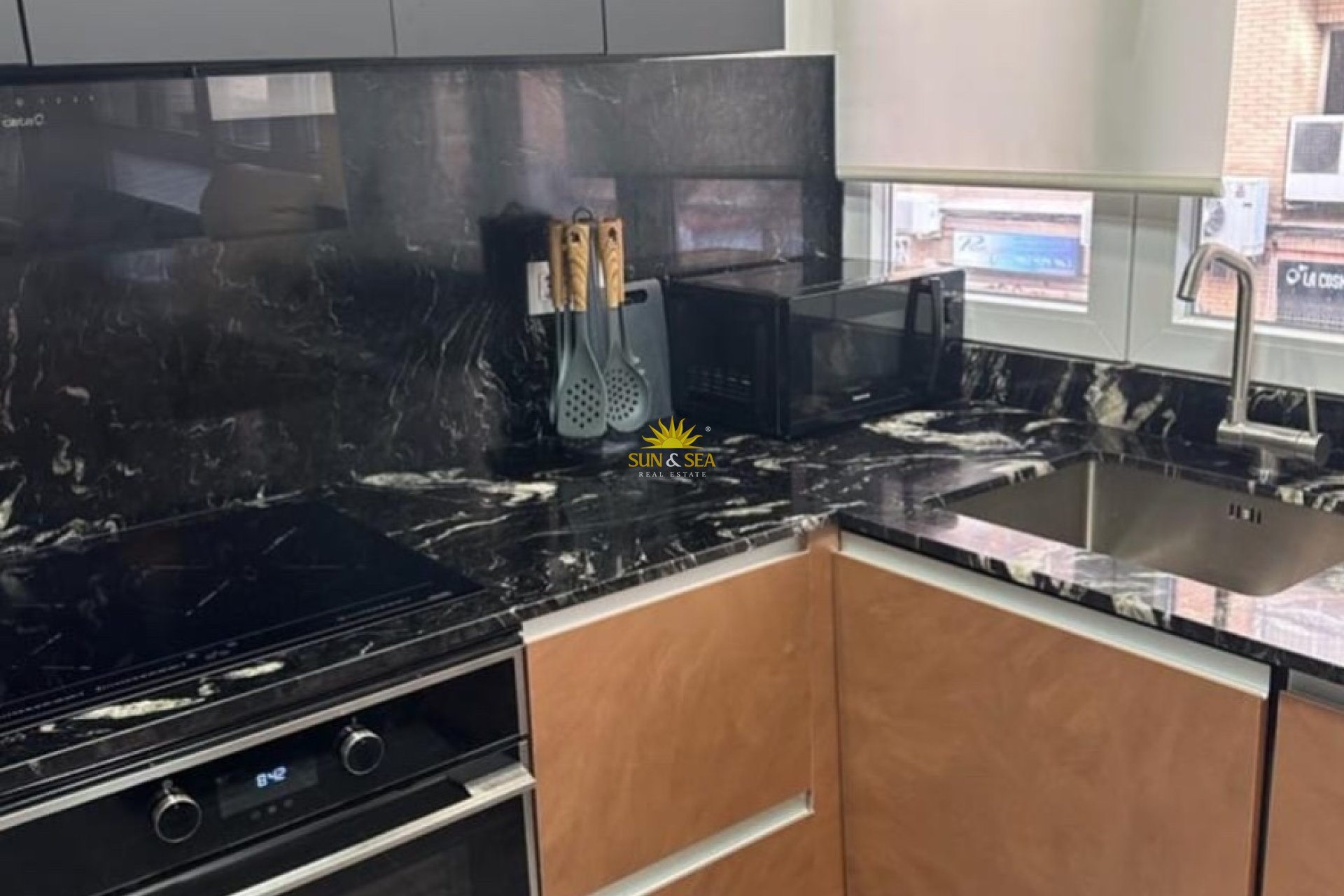 Alquiler a largo plazo - Apartamento - Alicante (Alacant)