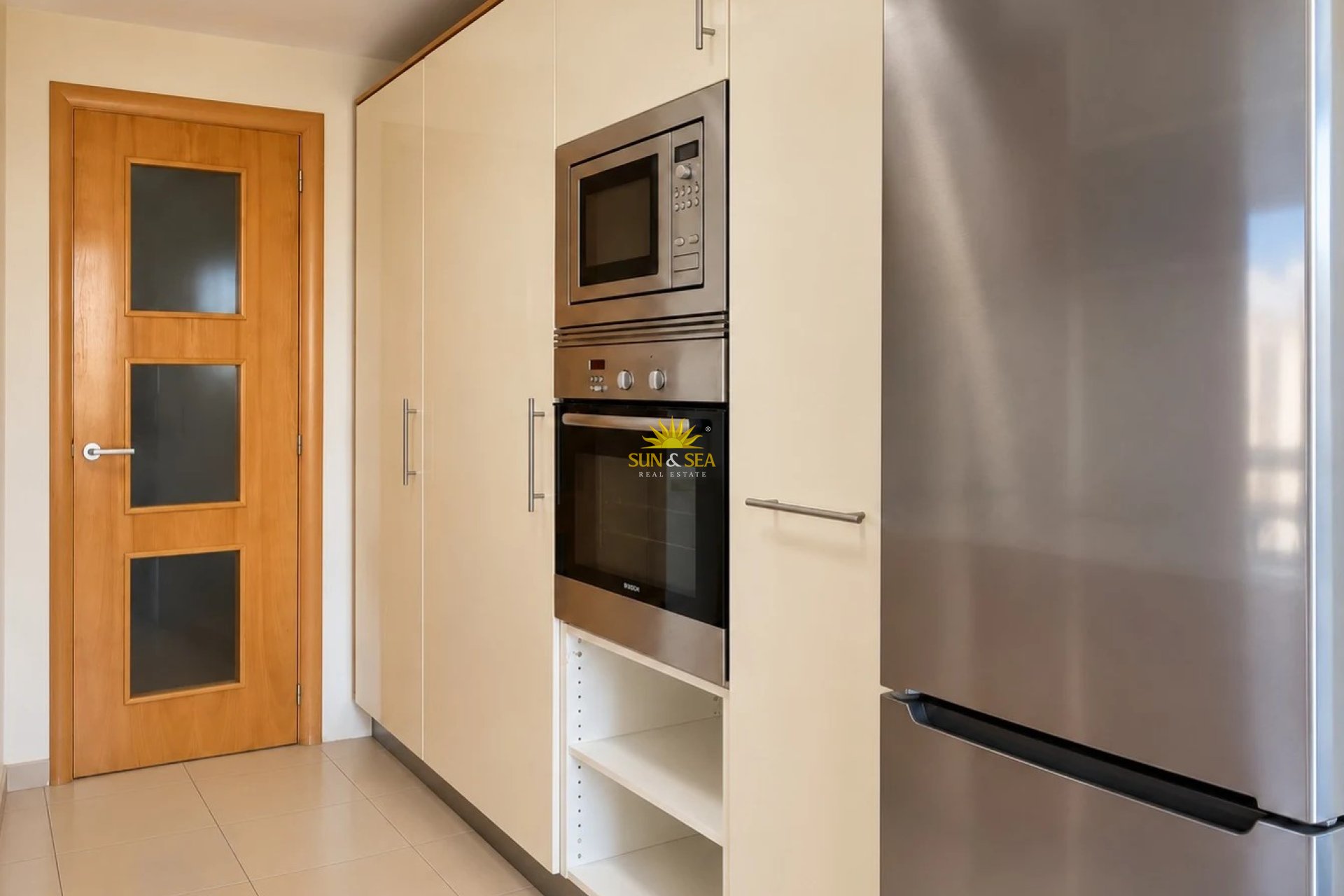 Alquiler a largo plazo - Apartamento - Alicante (Alacant)