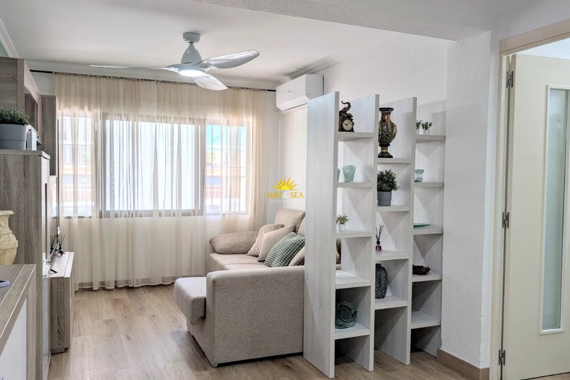 Alquiler a largo plazo - Apartamento - Alicante (Alacant)