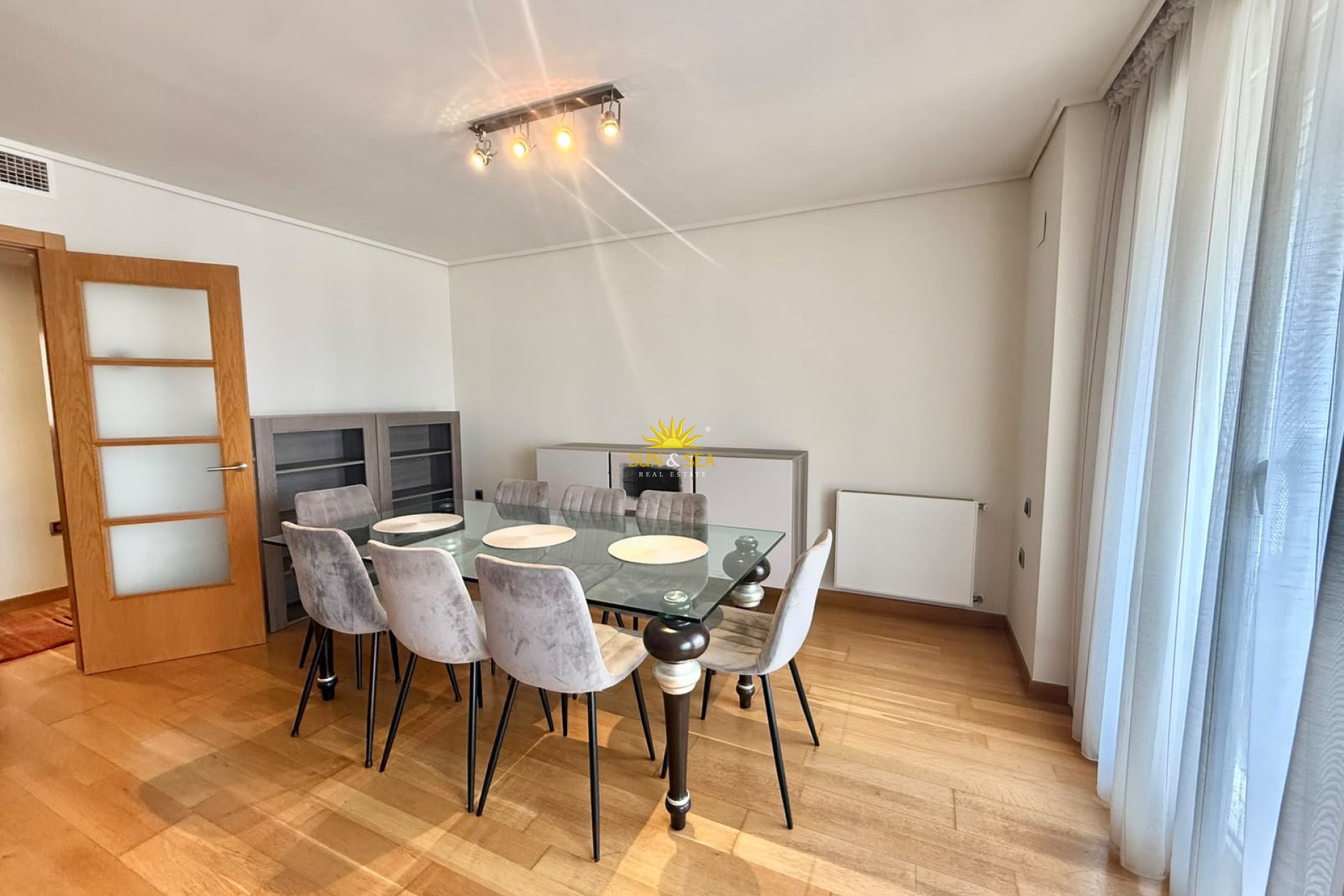 Alquiler a largo plazo - Apartamento - Alicante (Alacant)