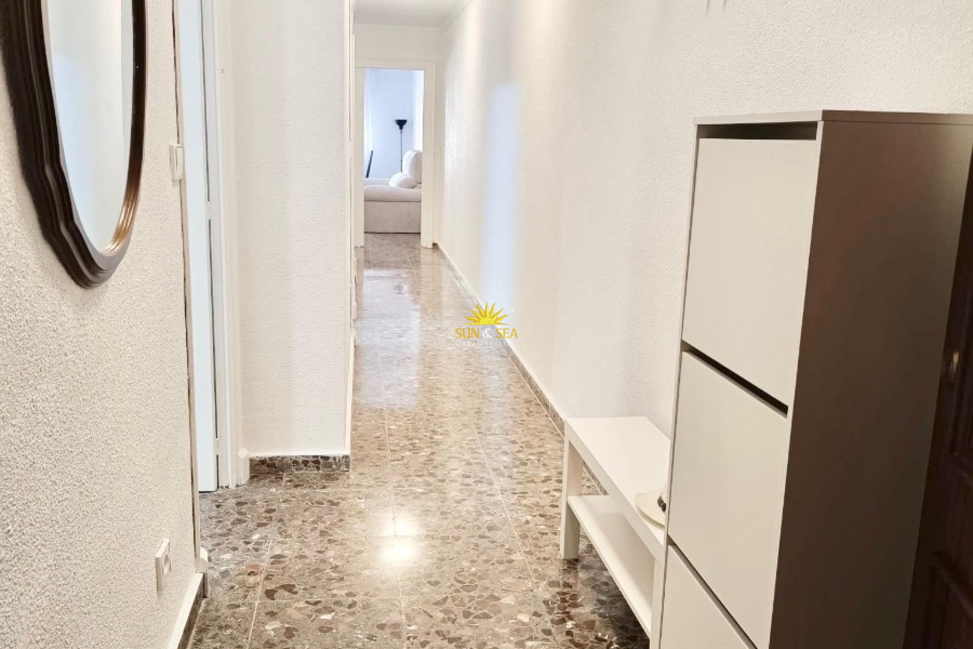 Alquiler a largo plazo - Apartamento - Alicante - Benalua