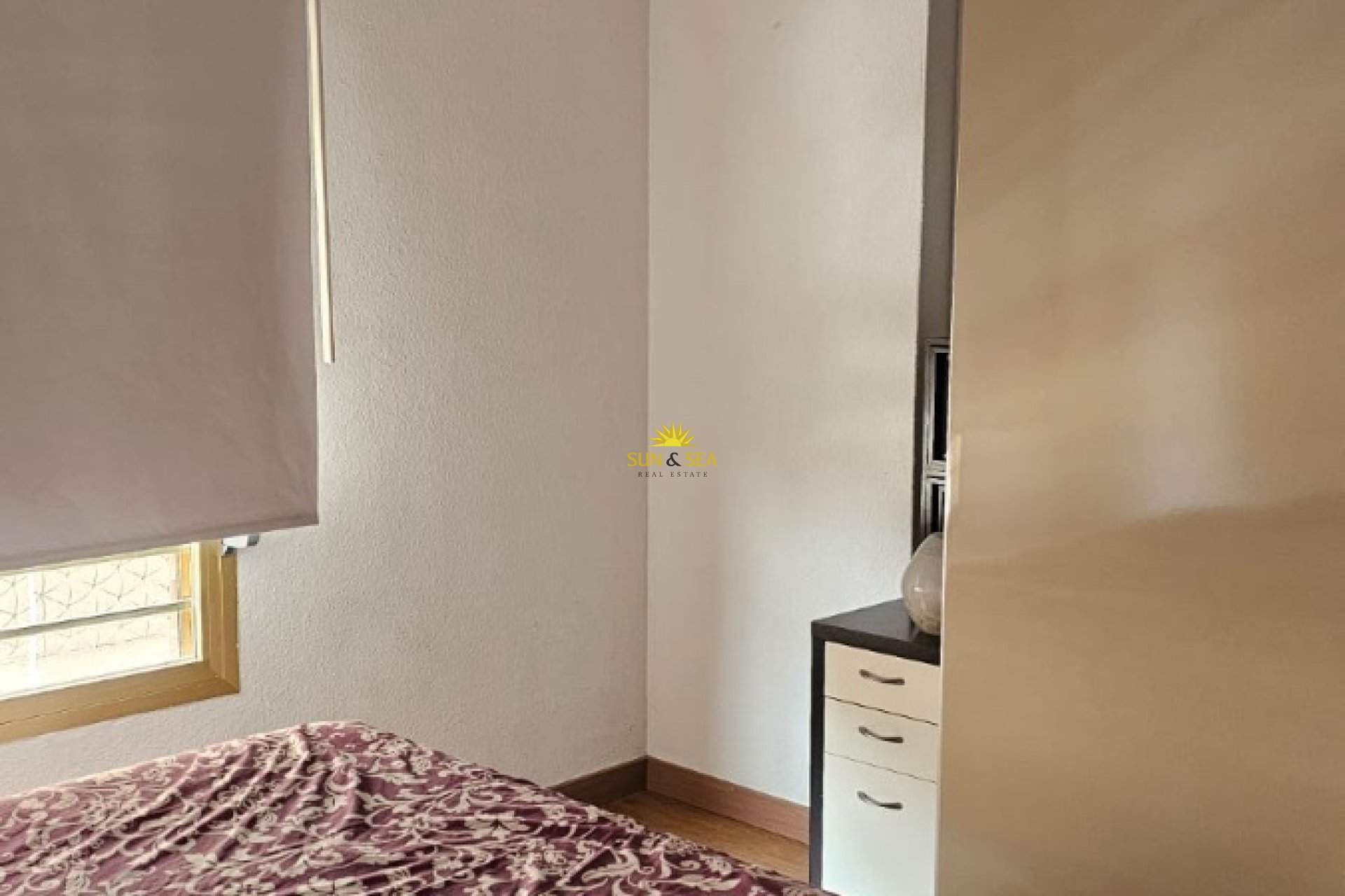 Alquiler a largo plazo - Apartamento - Alicante - Campoamor