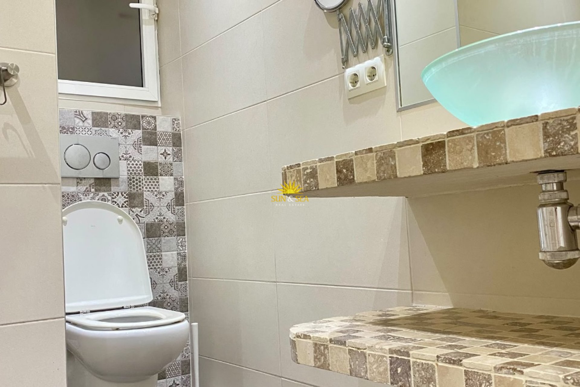 Alquiler a largo plazo - Apartamento - Alicante - Carolinas Altas