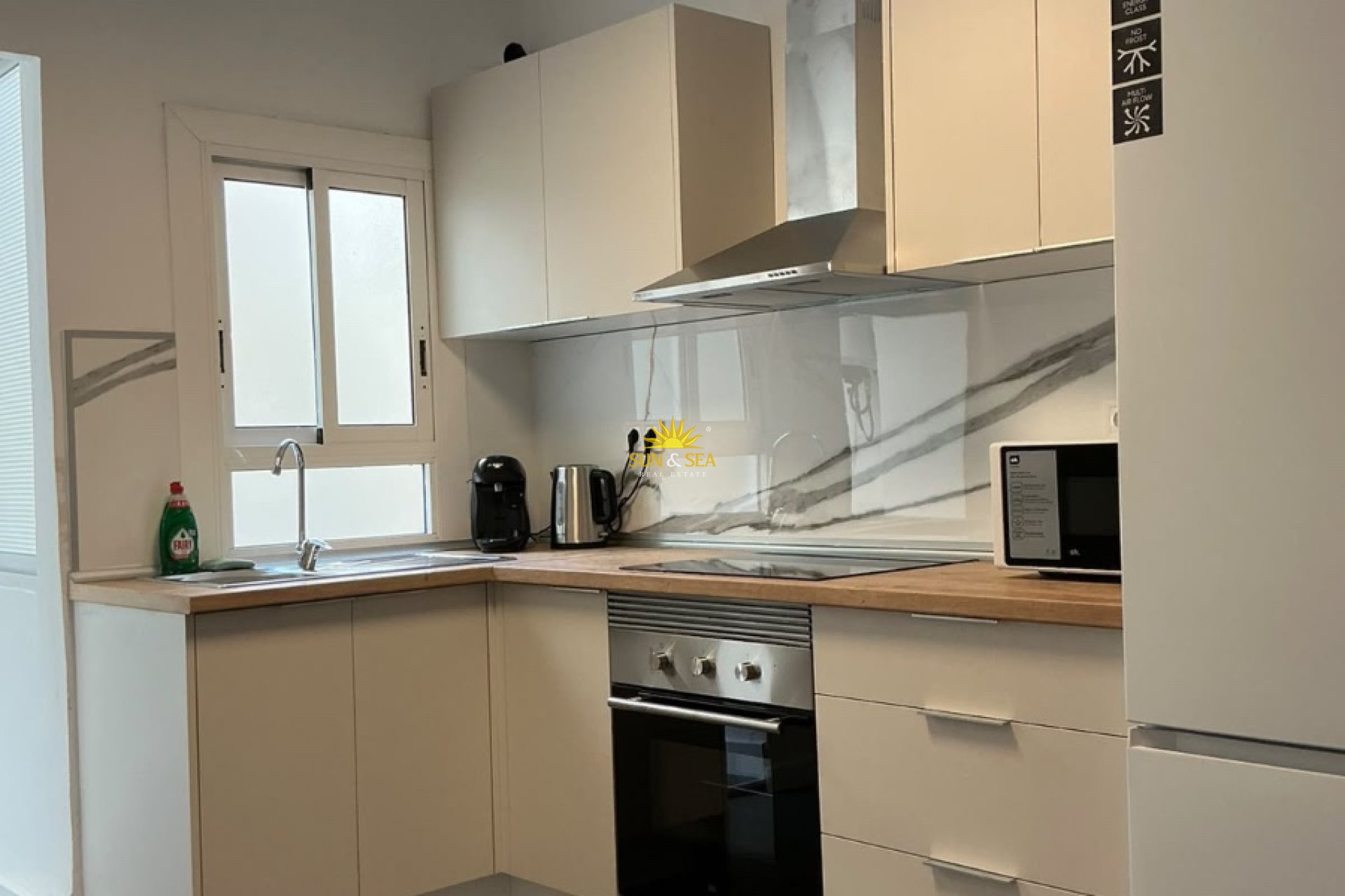 Alquiler a largo plazo - Apartamento - Alicante - Carolinas Altas