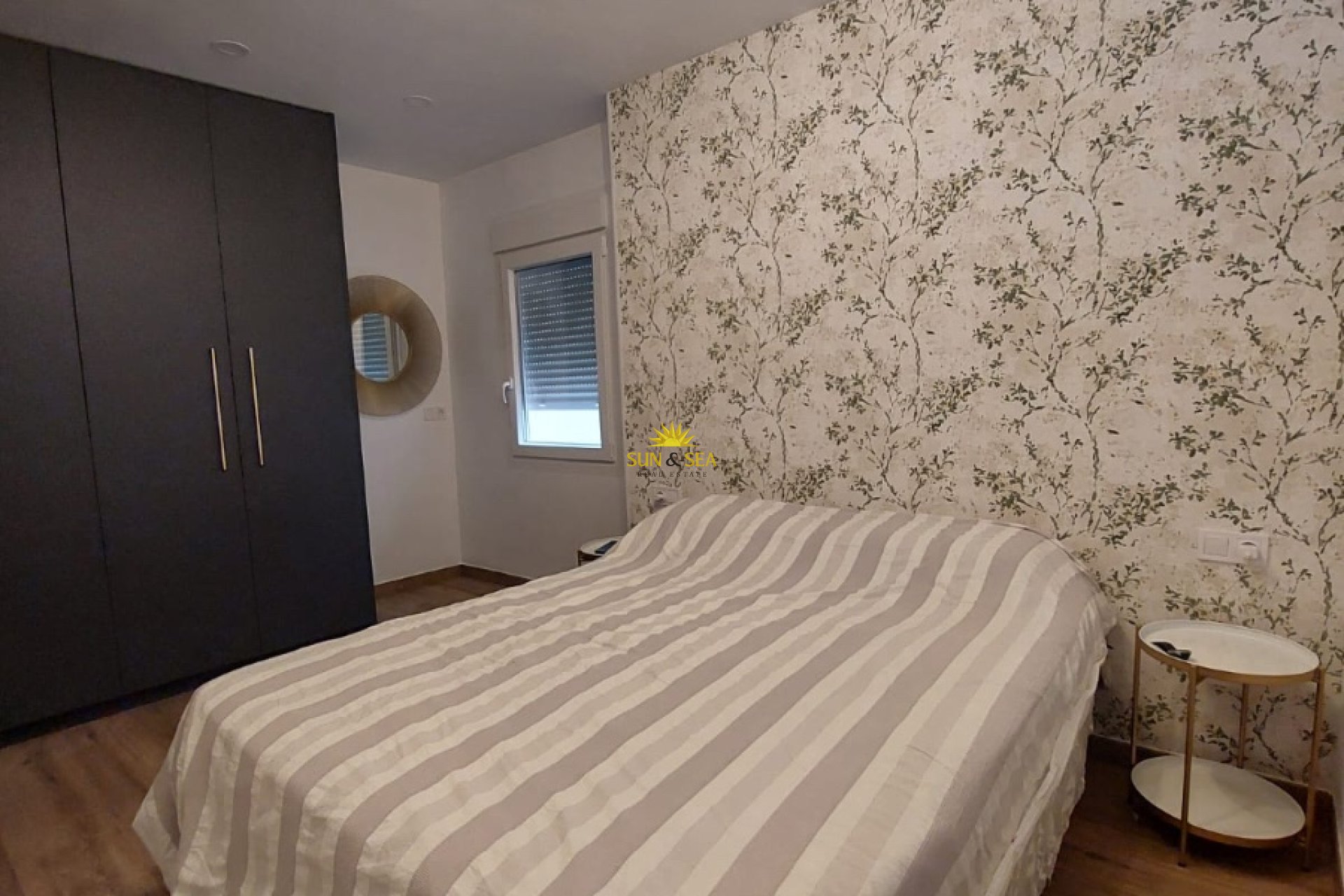 Alquiler a largo plazo - Apartamento - Alicante - Centro
