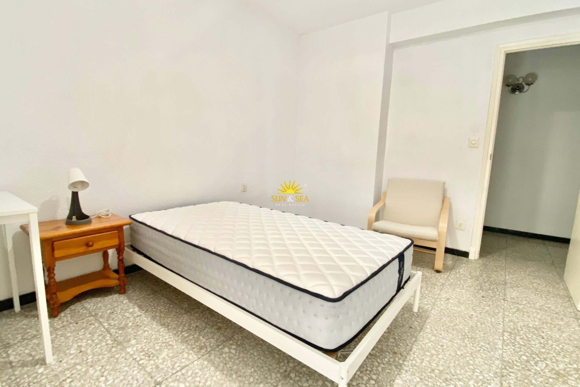 Alquiler a largo plazo - Apartamento - Alicante - La Florida