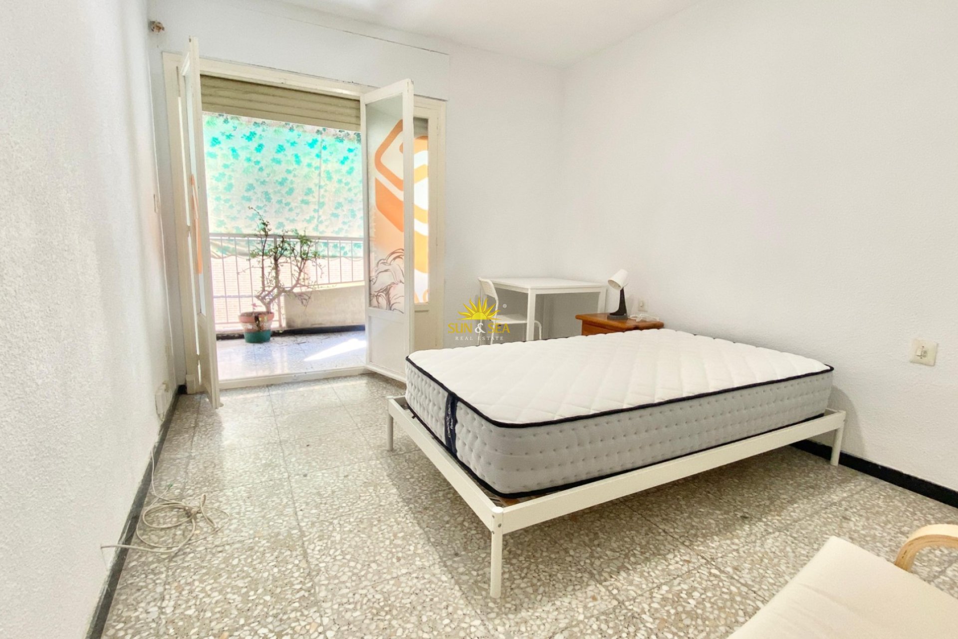 Alquiler a largo plazo - Apartamento - Alicante - La Florida