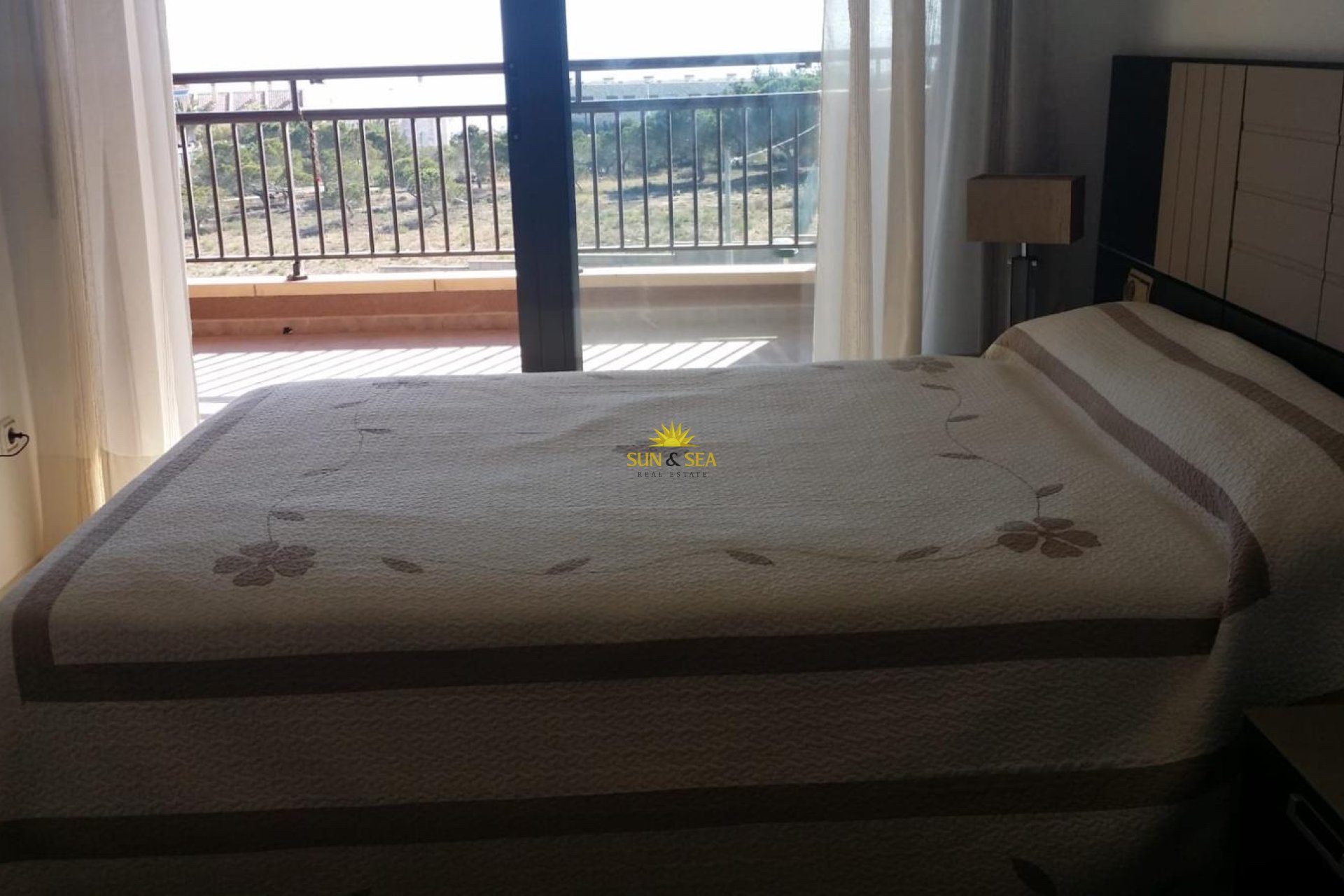 Alquiler a largo plazo - Apartamento - Arenales del Sol