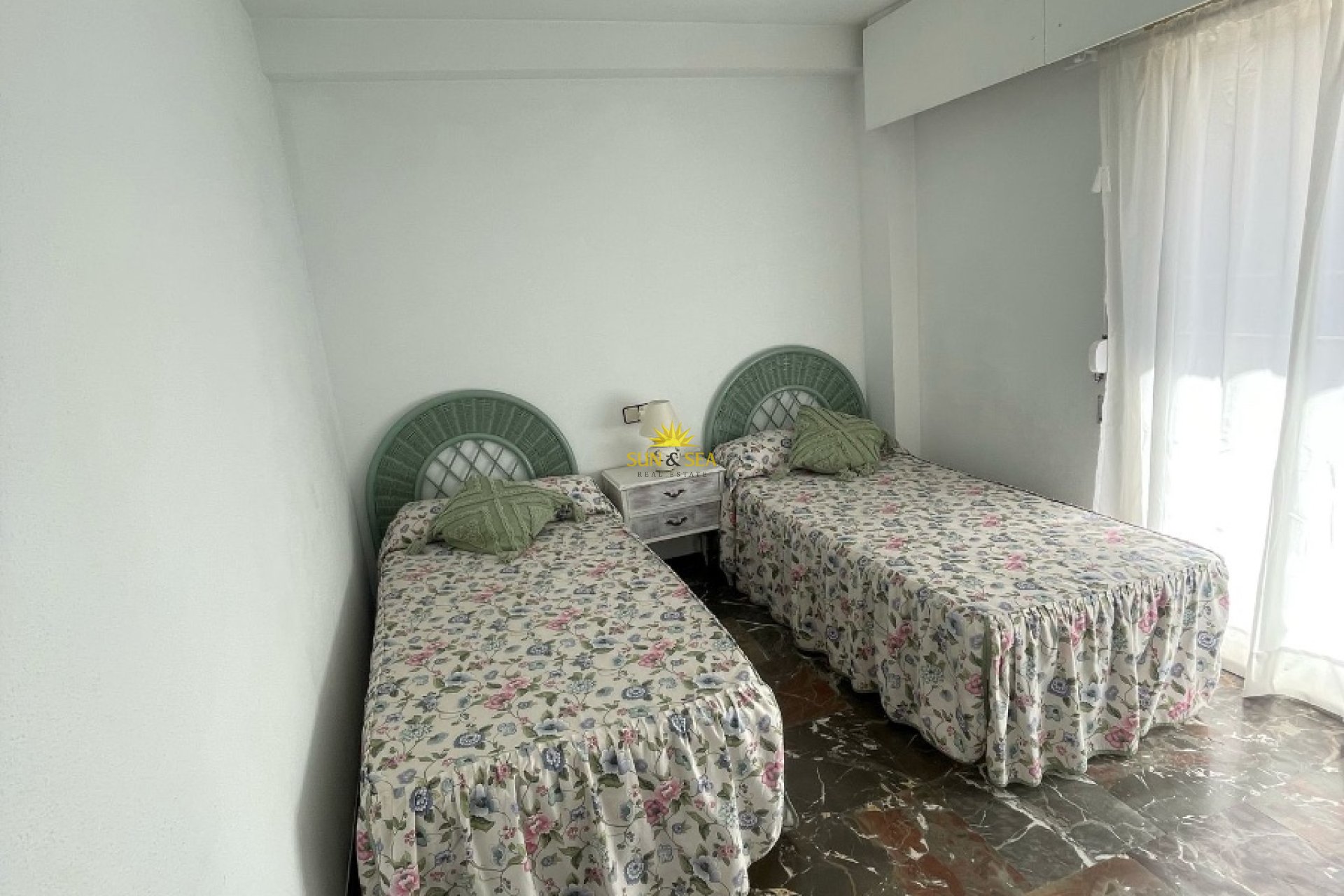 Alquiler a largo plazo - Apartamento - Benidorm - Playa Poniente