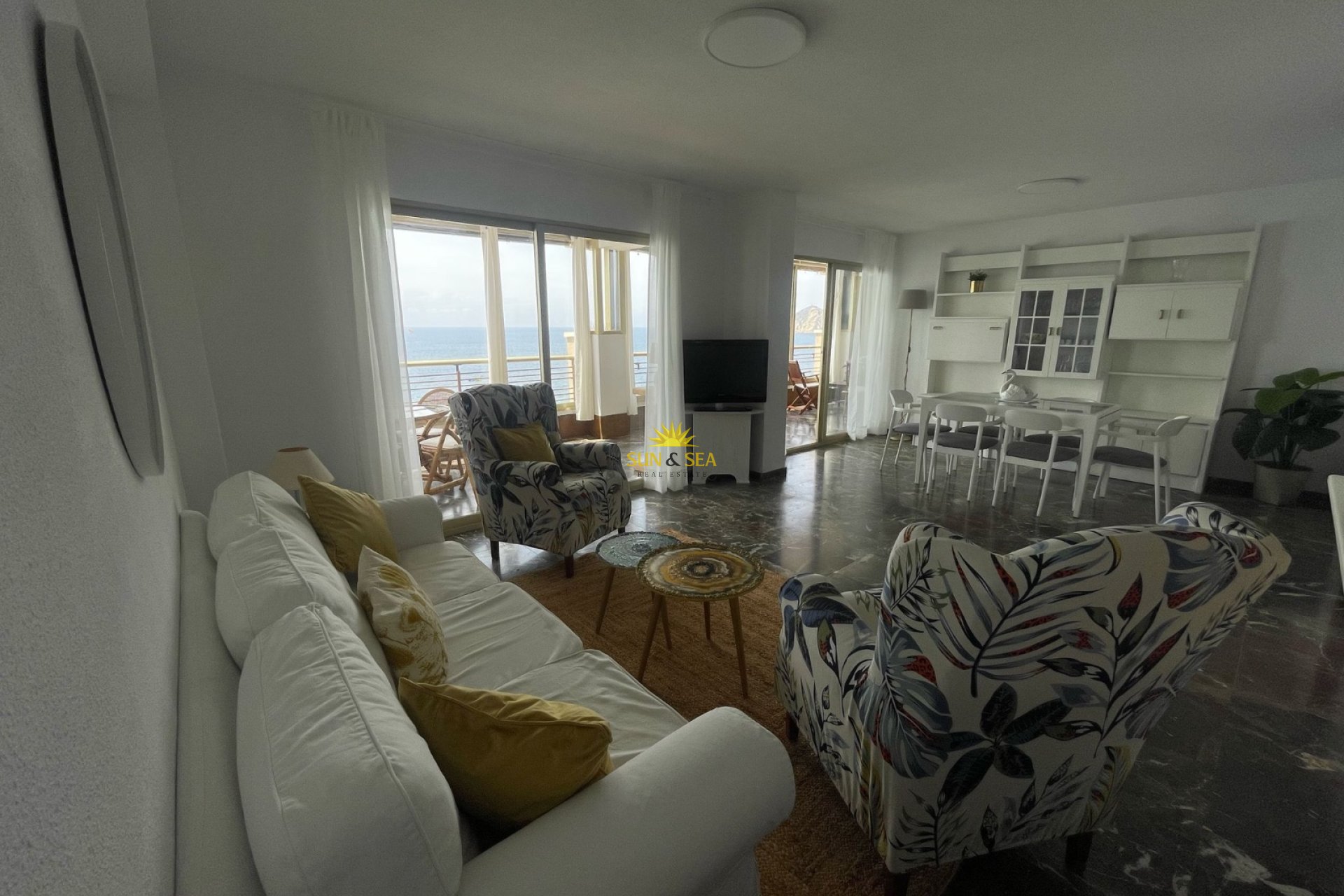 Alquiler a largo plazo - Apartamento - Benidorm - Playa Poniente