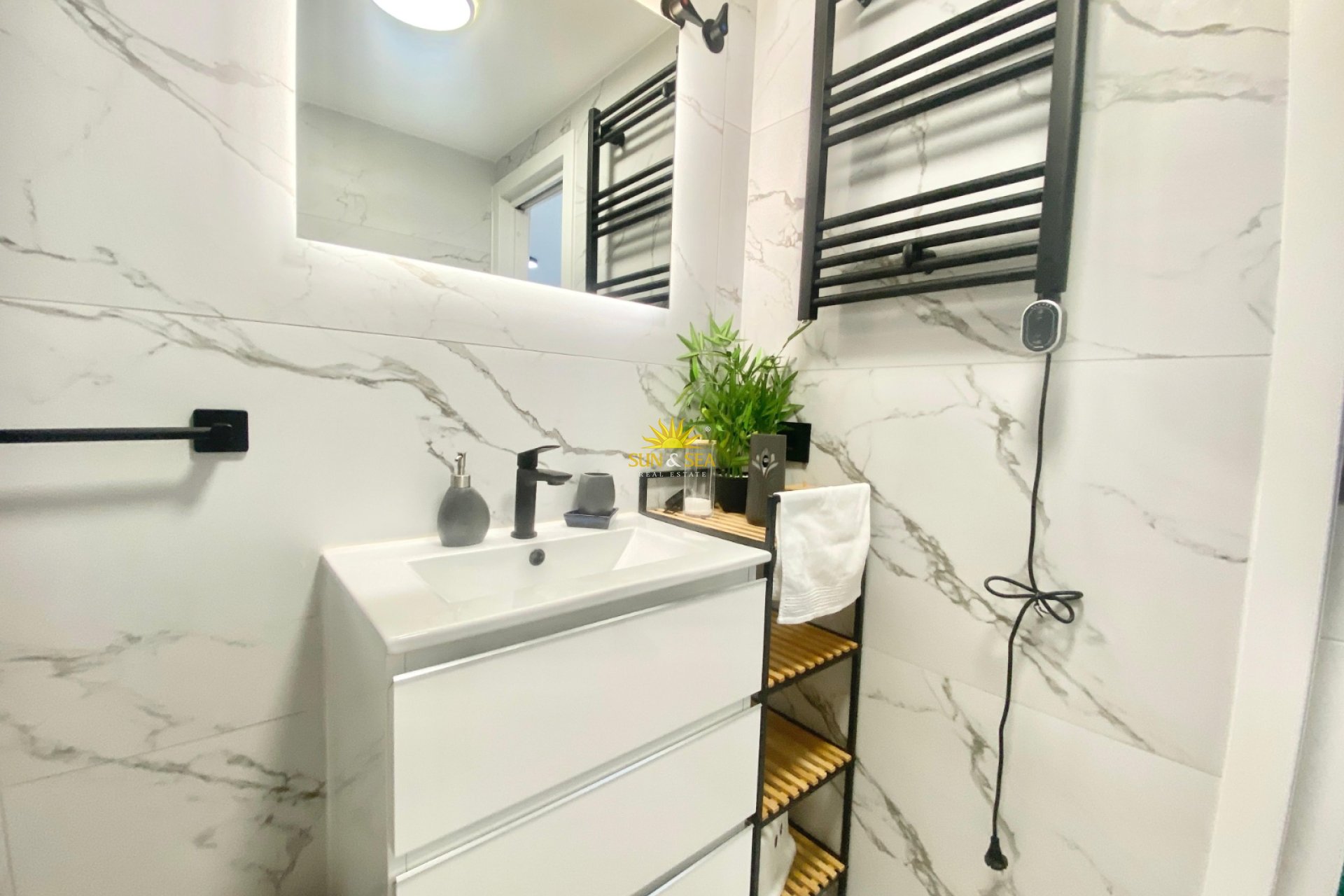 Alquiler a largo plazo - Apartamento - Benidorm