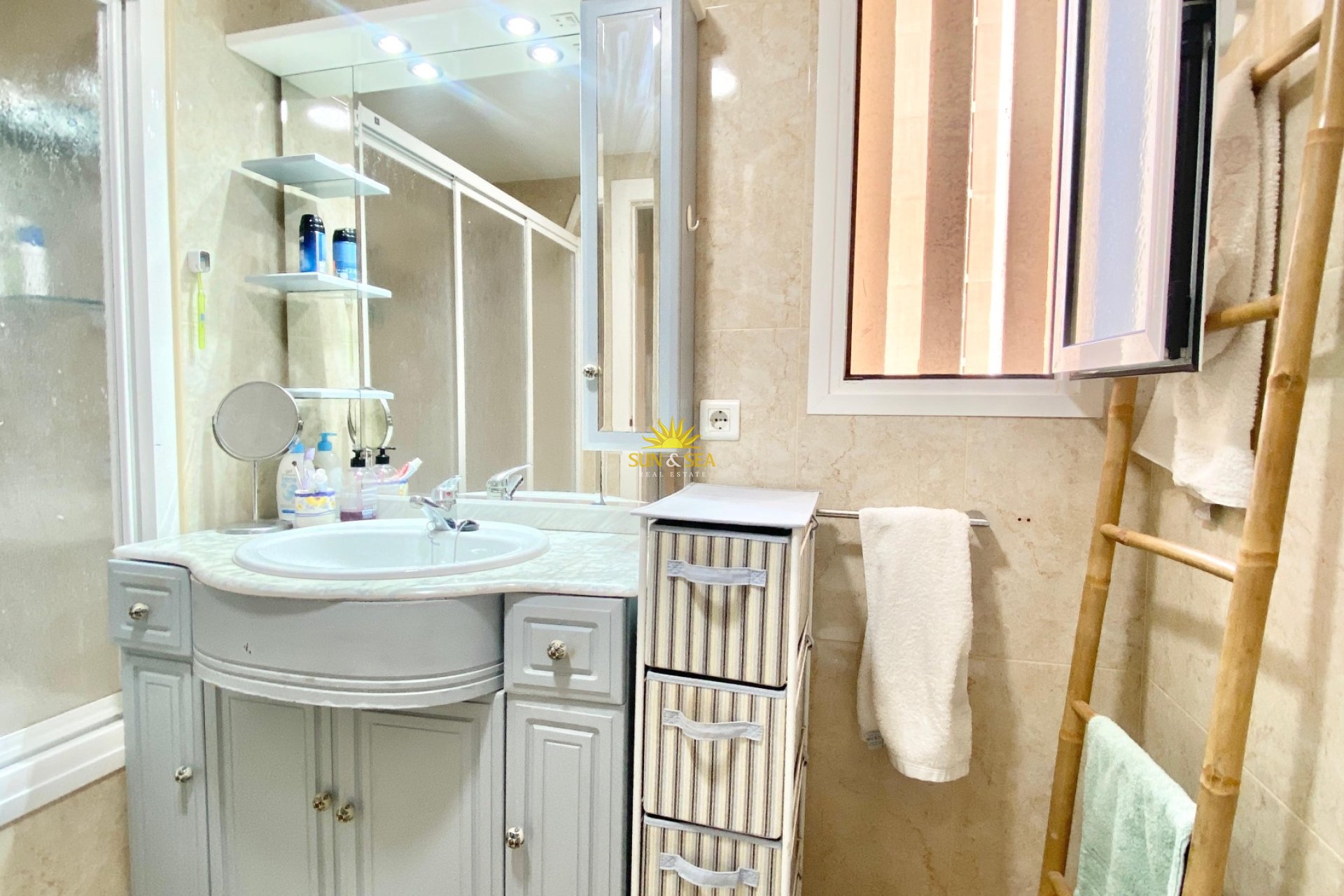 Alquiler a largo plazo - Apartamento - Benidorm