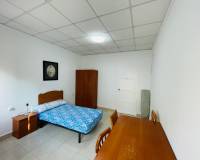 Alquiler a largo plazo - Apartamento - Cartagena - Ensanche