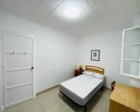 Alquiler a largo plazo - Apartamento - Cartagena - Ensanche