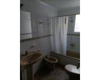 Alquiler a largo plazo - Apartamento - Cox