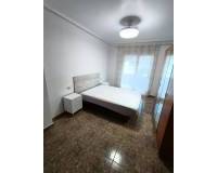 Alquiler a largo plazo - Apartamento - Cox