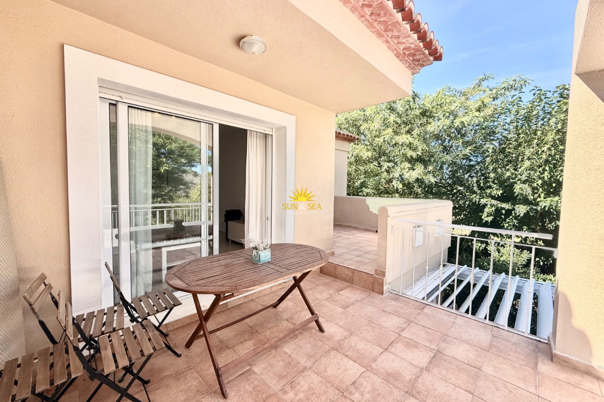 Alquiler a largo plazo - Apartamento - Denia