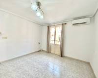 Alquiler a largo plazo - Apartamento - Elche - Center