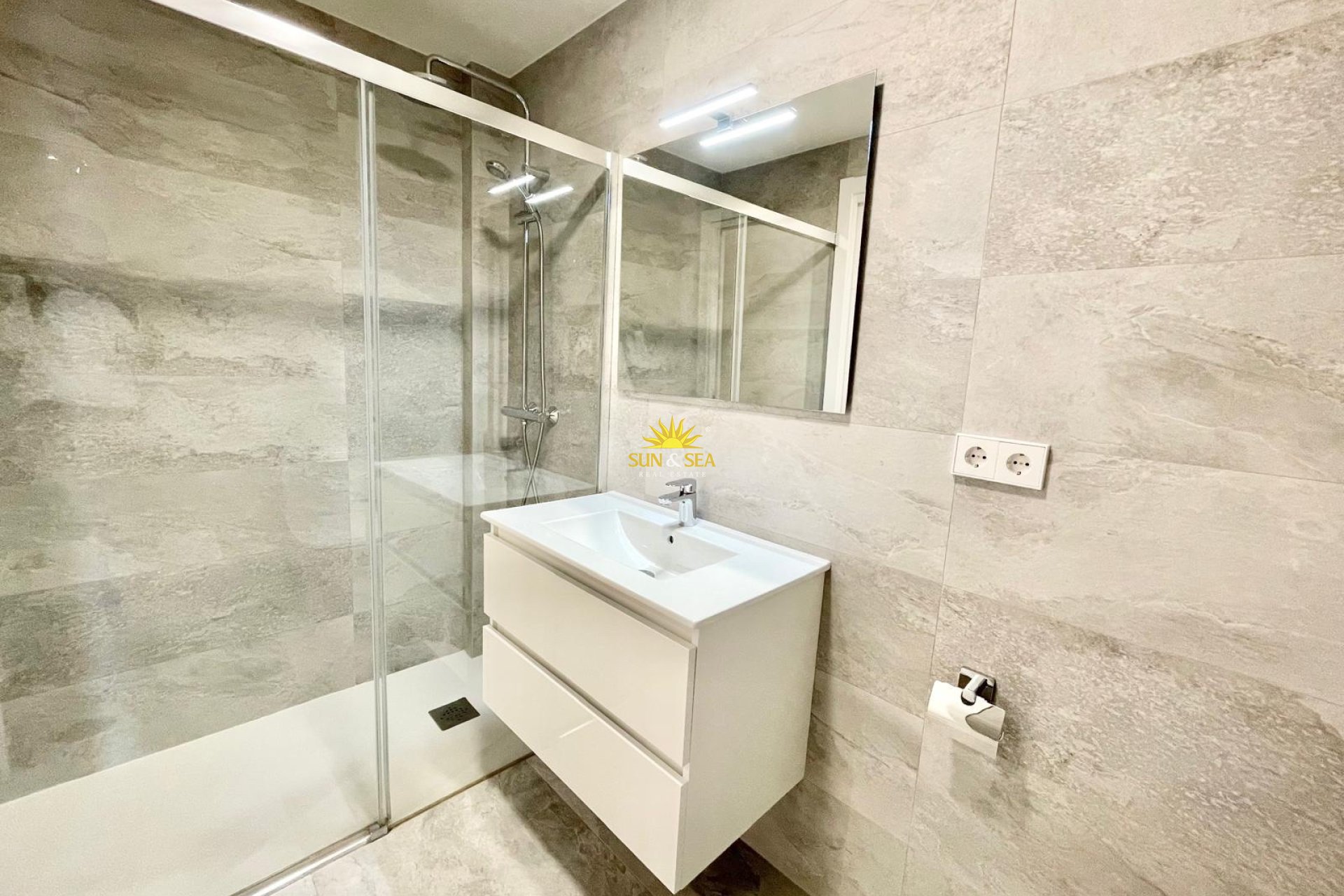 Alquiler a largo plazo - Apartamento - Murcia