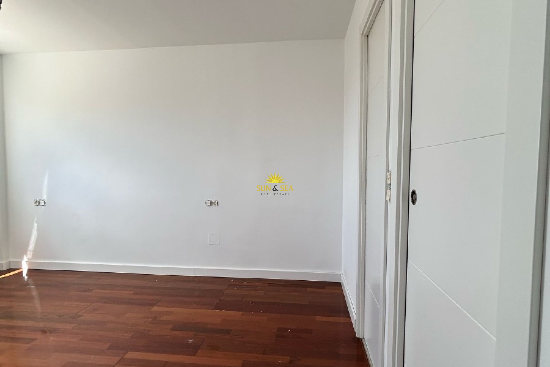Alquiler a largo plazo - Apartamento - Orihuela Costa - La Florida