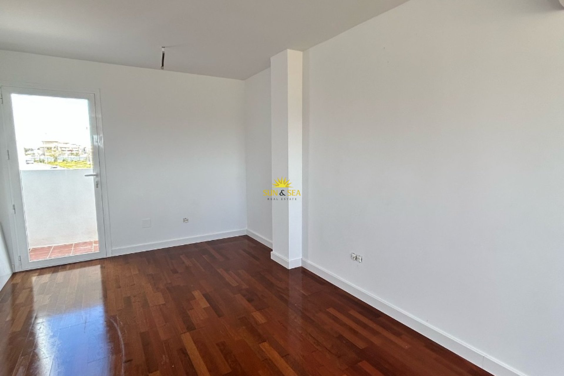 Alquiler a largo plazo - Apartamento - Orihuela Costa - La Florida