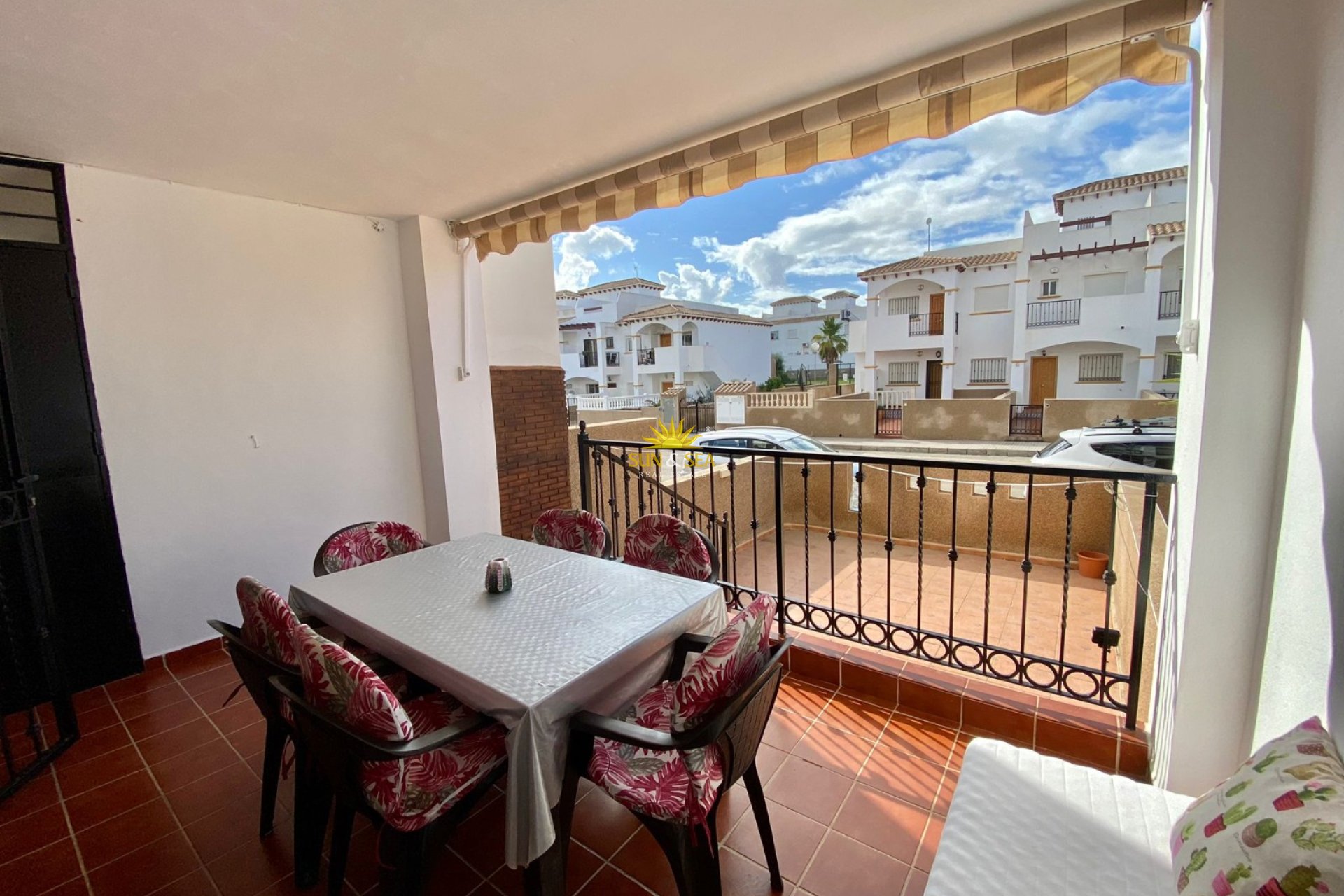 Alquiler a largo plazo - Apartamento - Orihuela Costa - La Florida