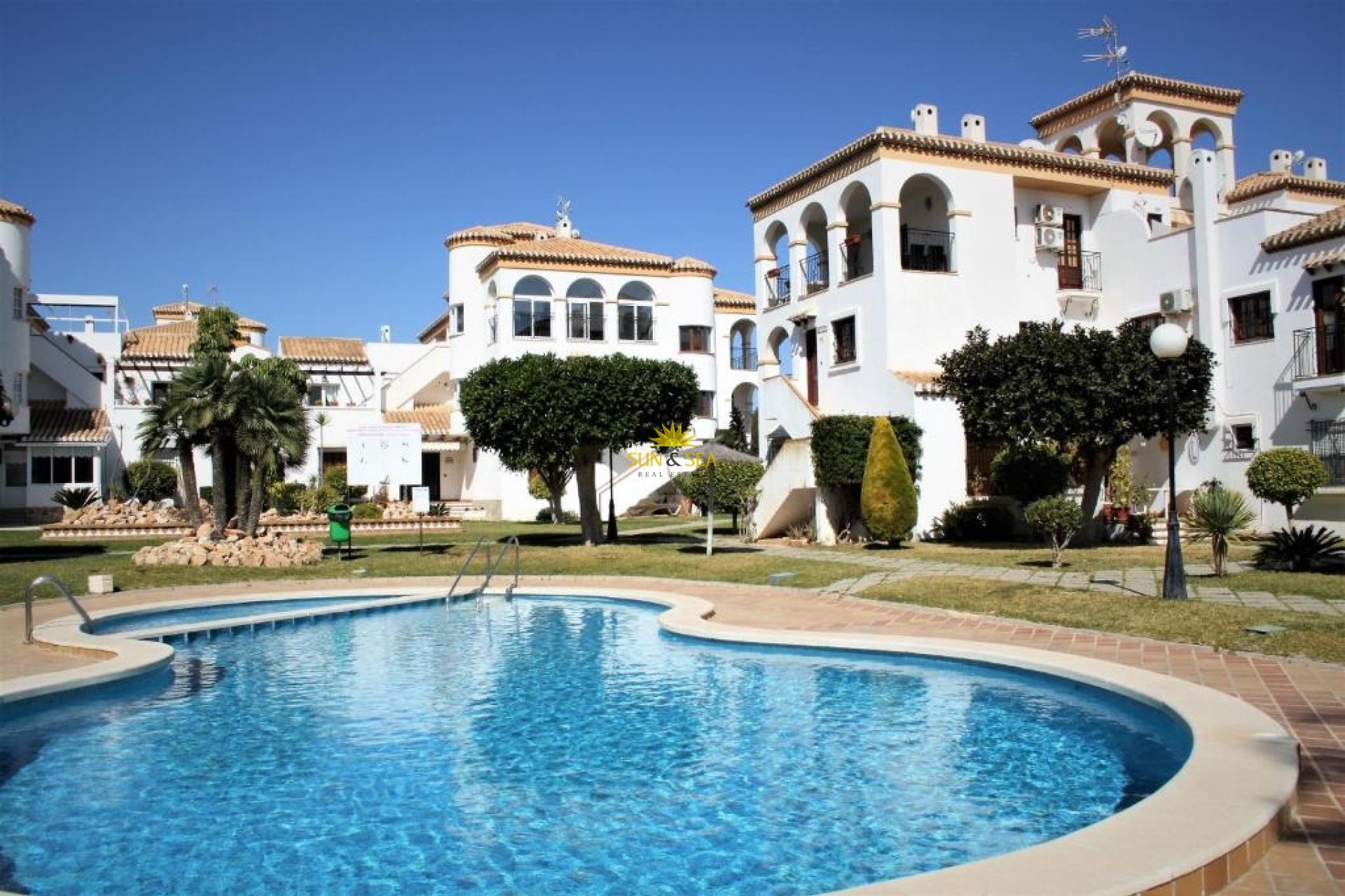 Alquiler a largo plazo - Apartamento - Orihuela Costa - Playa Flamenca