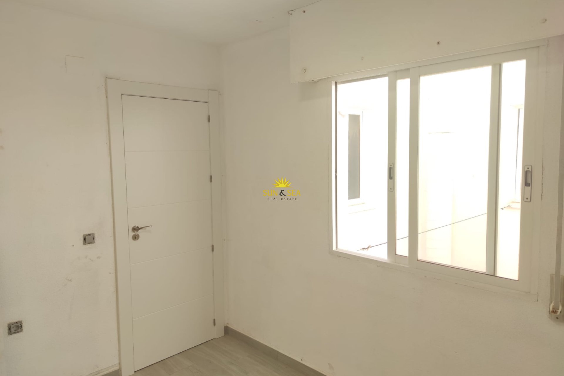 Alquiler a largo plazo - Apartamento - Pilar de la Horadada - El Mojón