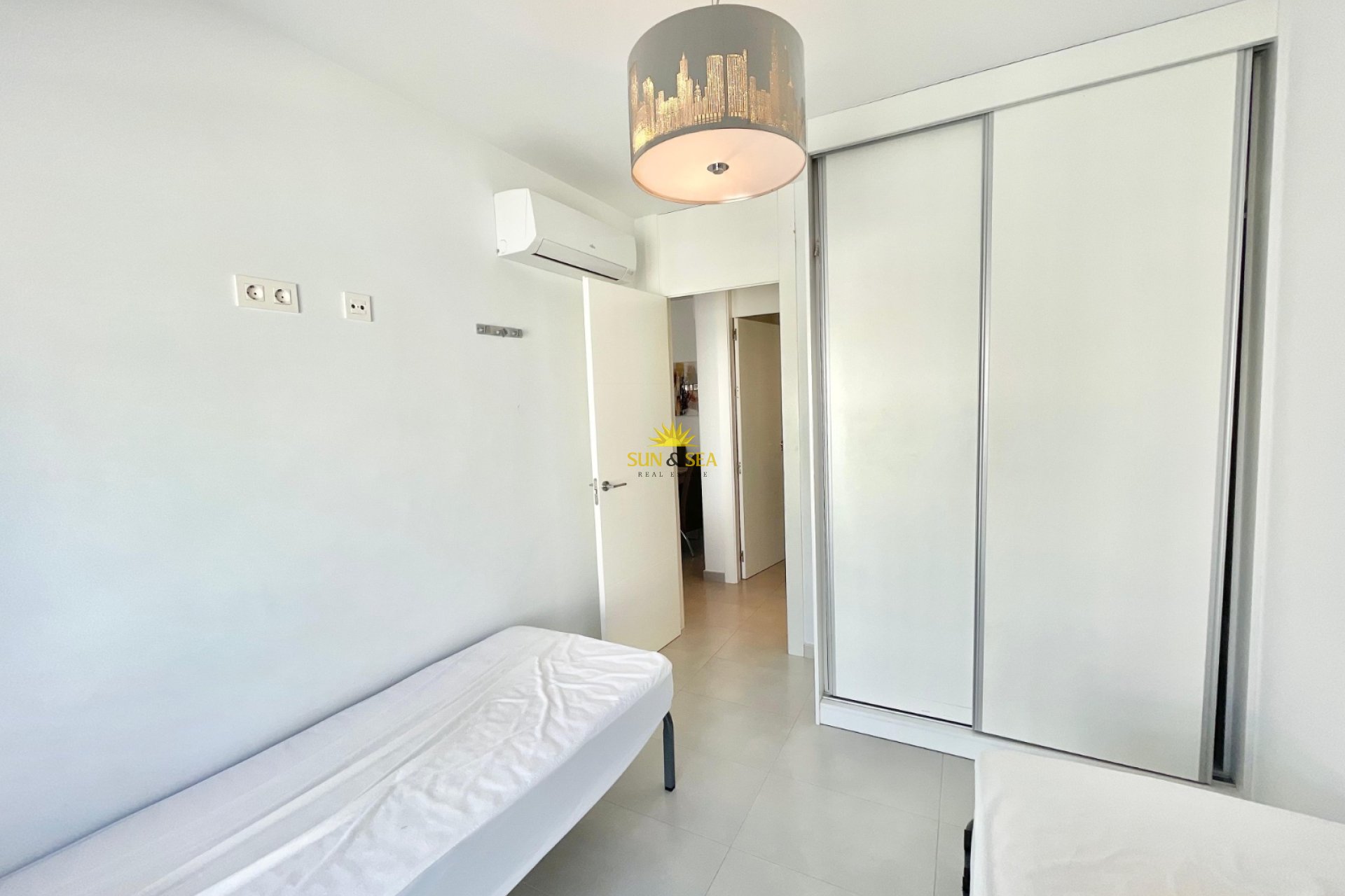 Alquiler a largo plazo - Apartamento - Pilar de la Horadada - Pueblo Latino