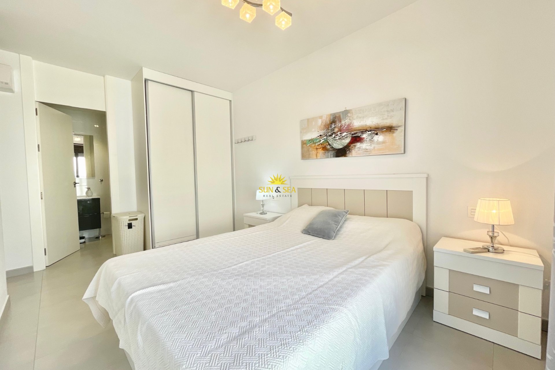 Alquiler a largo plazo - Apartamento - Pilar de la Horadada - Pueblo Latino