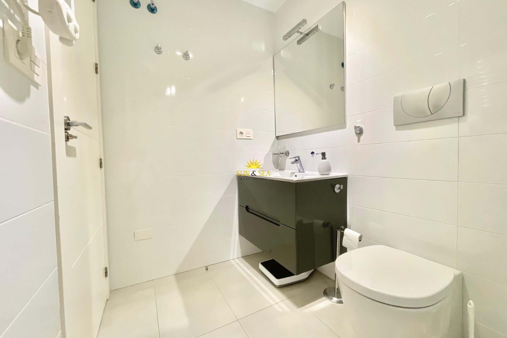 Alquiler a largo plazo - Apartamento - Pilar de la Horadada - Pueblo Latino