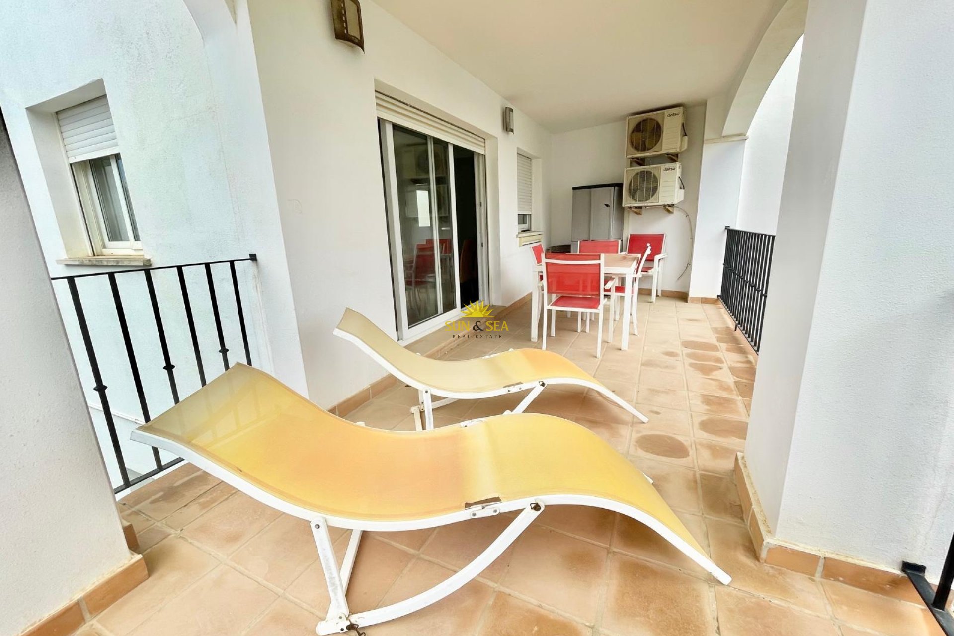 Alquiler a largo plazo - Apartamento - San Cayetano - La Torre Golf