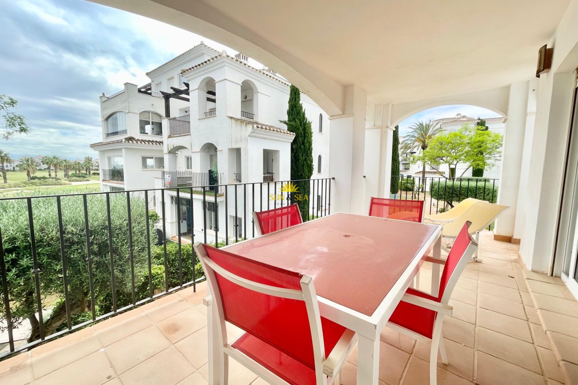 Alquiler a largo plazo - Apartamento - San Cayetano - La Torre Golf