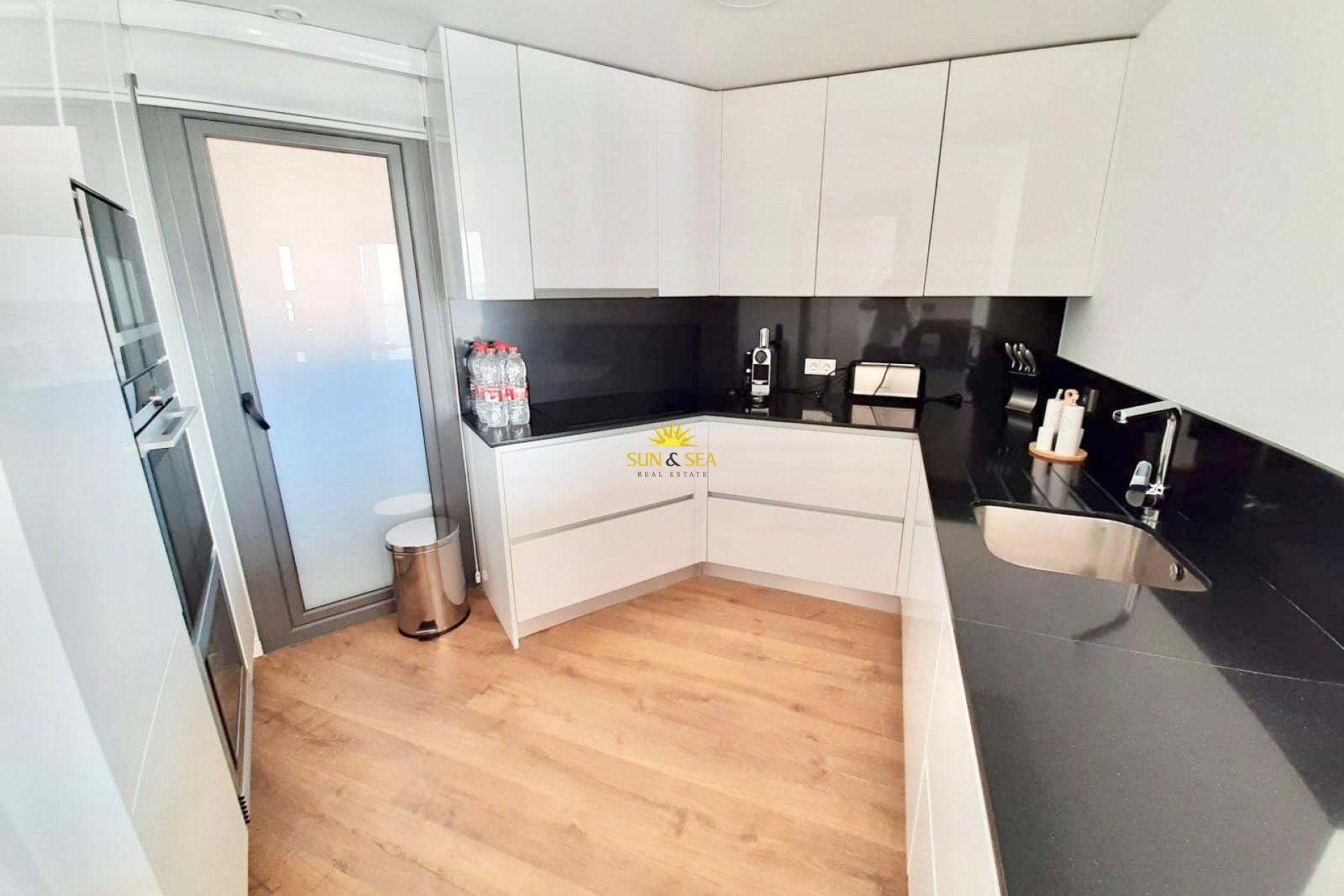 Alquiler a largo plazo - Apartamento - San Juan Playa - Cabo De Las Huertas