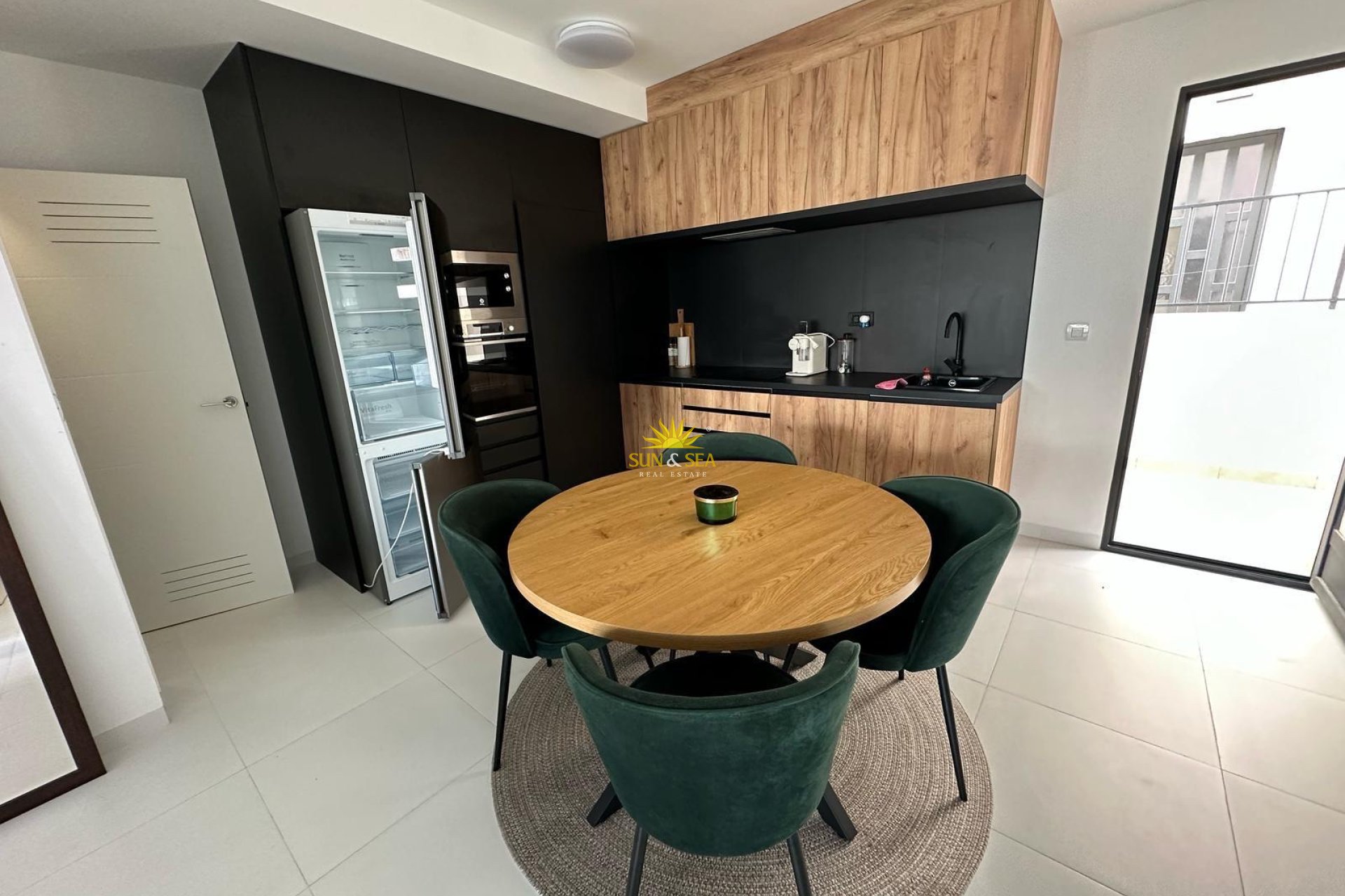 Alquiler a largo plazo - Apartamento - San Miguel de Salinas