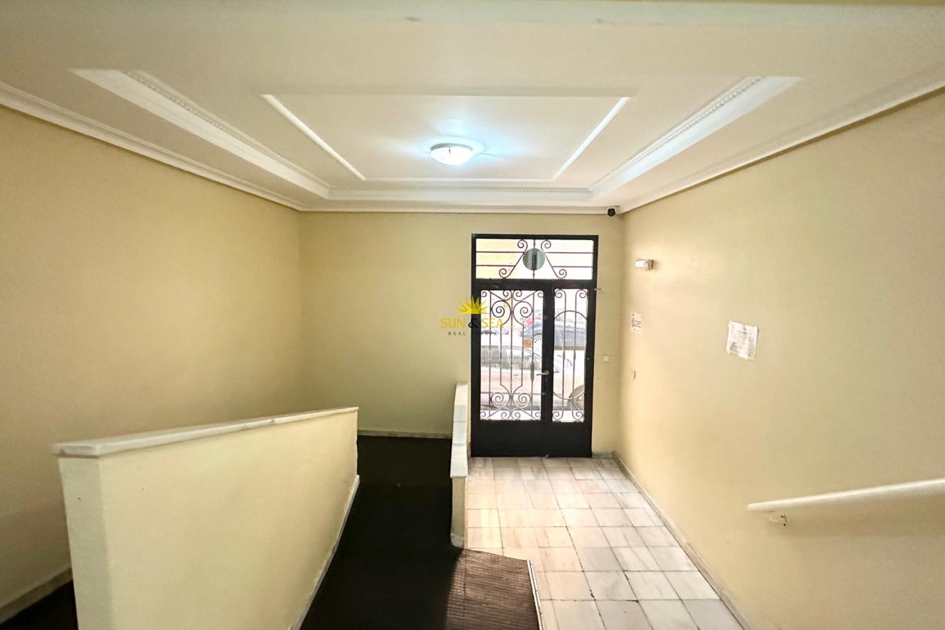 Alquiler a largo plazo - Apartamento - Torrevieja - Acequion