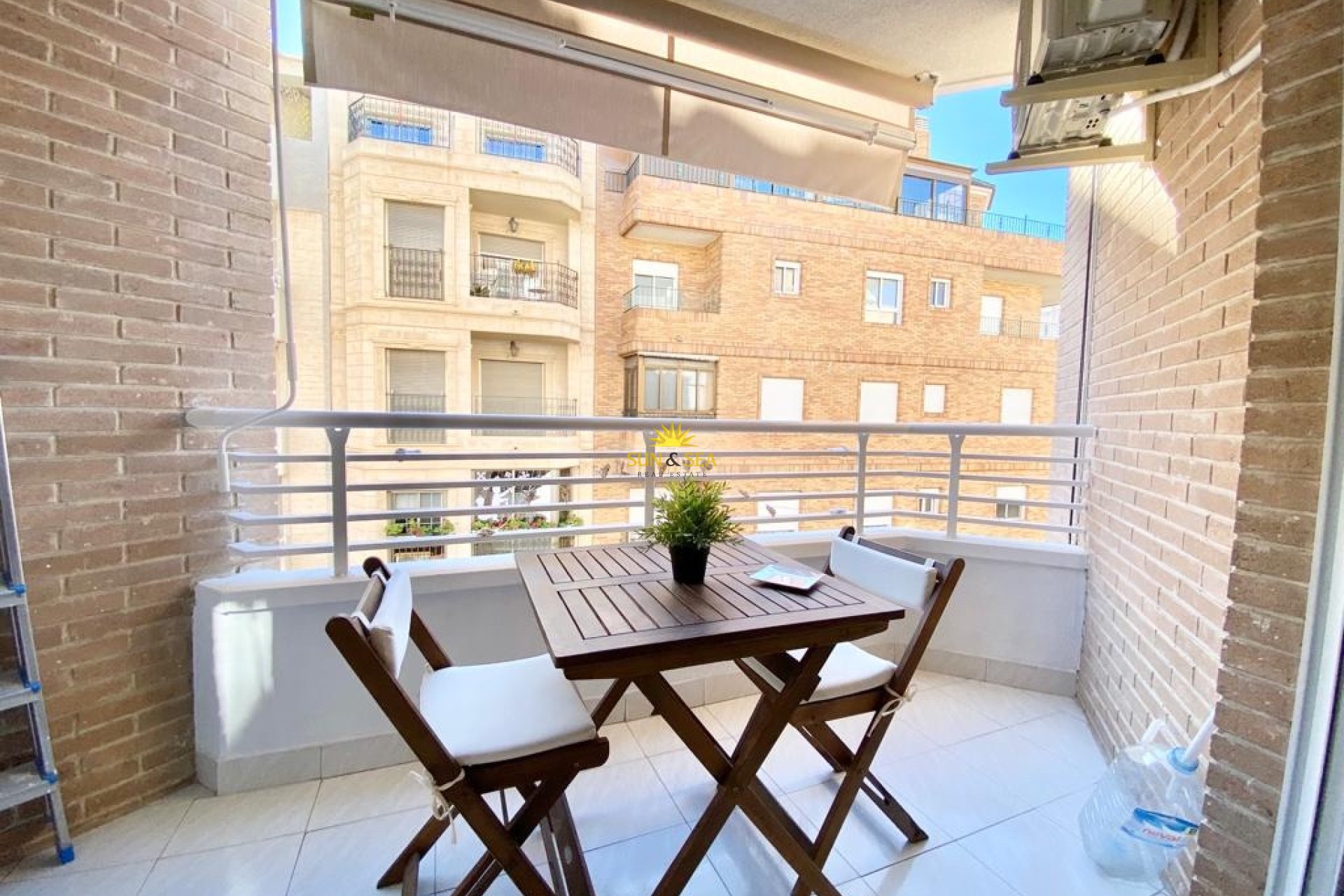 Alquiler a largo plazo - Apartamento - Torrevieja - Centro