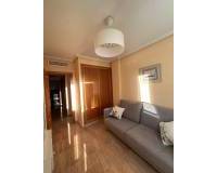 Alquiler a largo plazo - Apartamento - Torrevieja - Centro