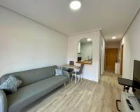 Alquiler a largo plazo - Apartamento - Torrevieja - Centro