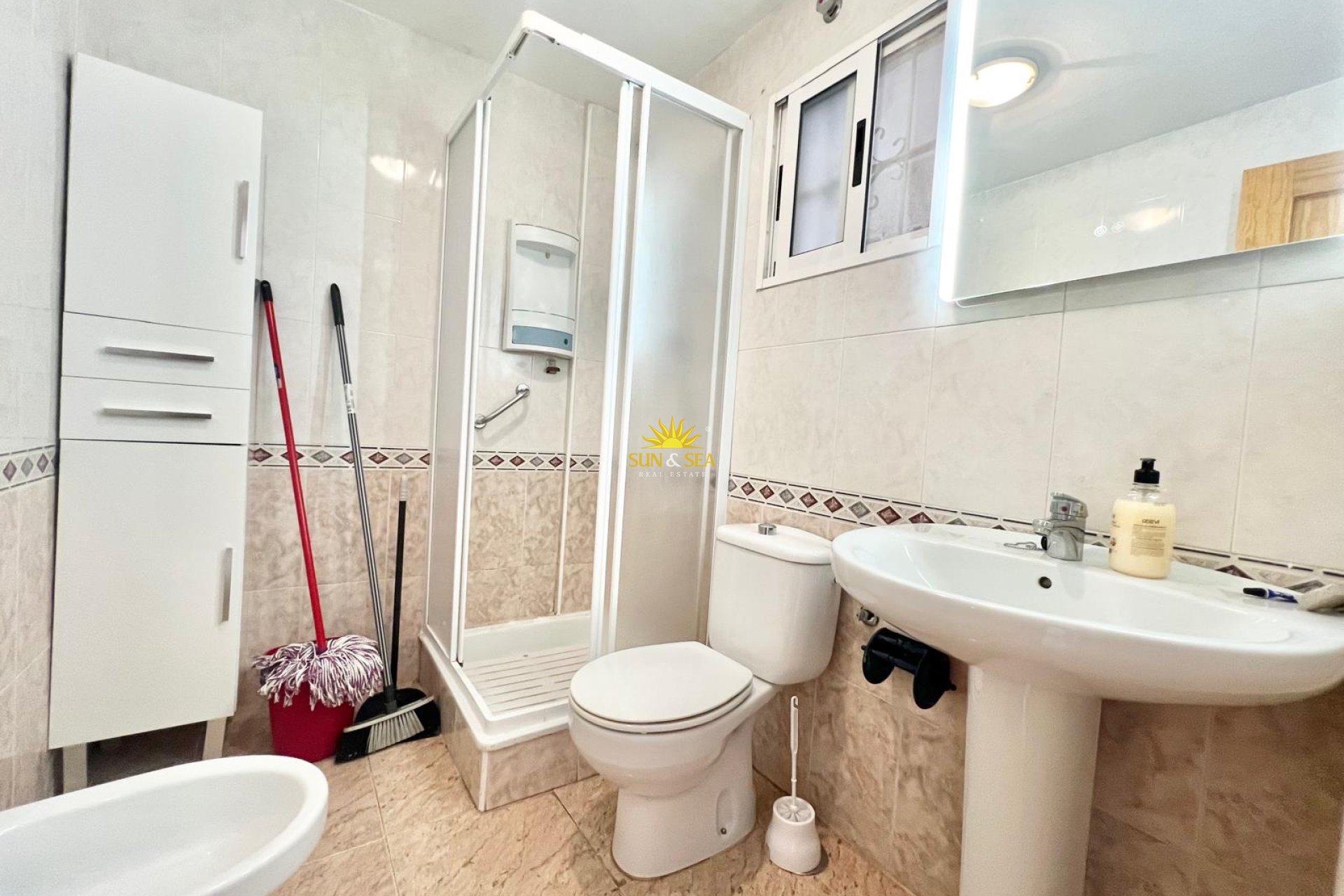 Alquiler a largo plazo - Apartamento - Torrevieja - Centro