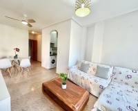 Alquiler a largo plazo - Apartamento - Torrevieja - Centro